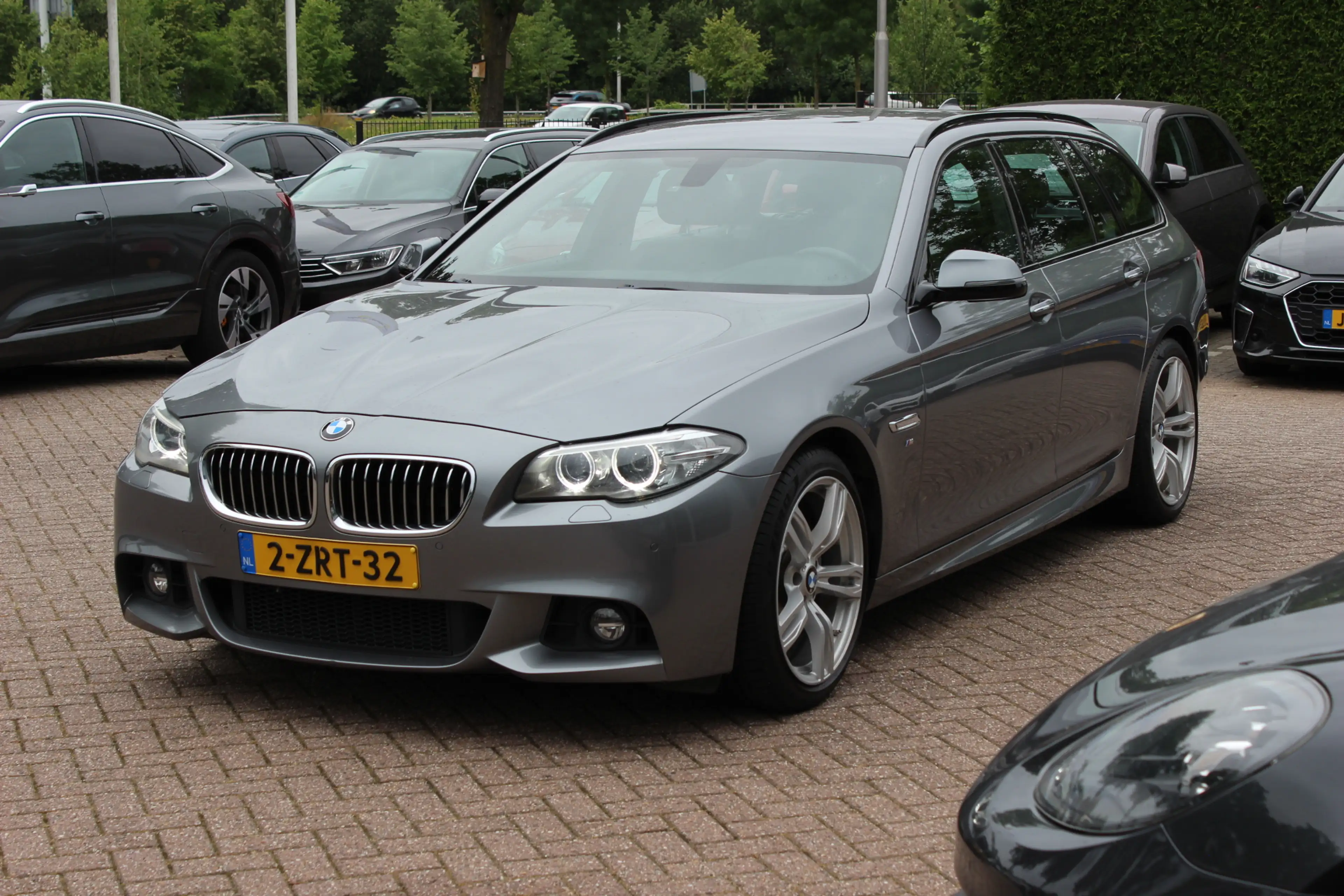 BMW 520 5-serie Touring 520i Executive M Sport / NL Auto! — photo 6