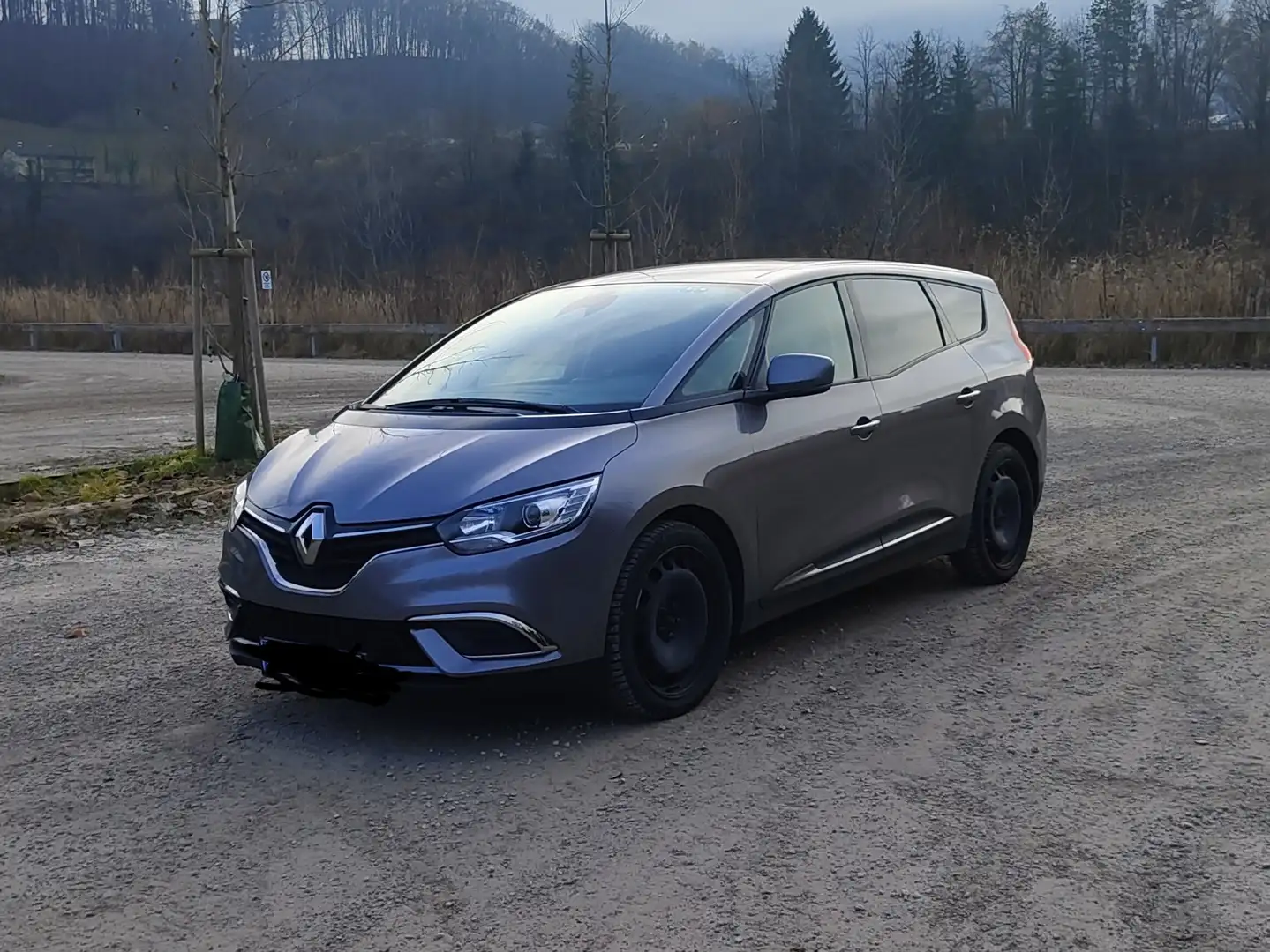 Renault Grand Scenic Scénic TCe 140 PF Zen Grau - 1