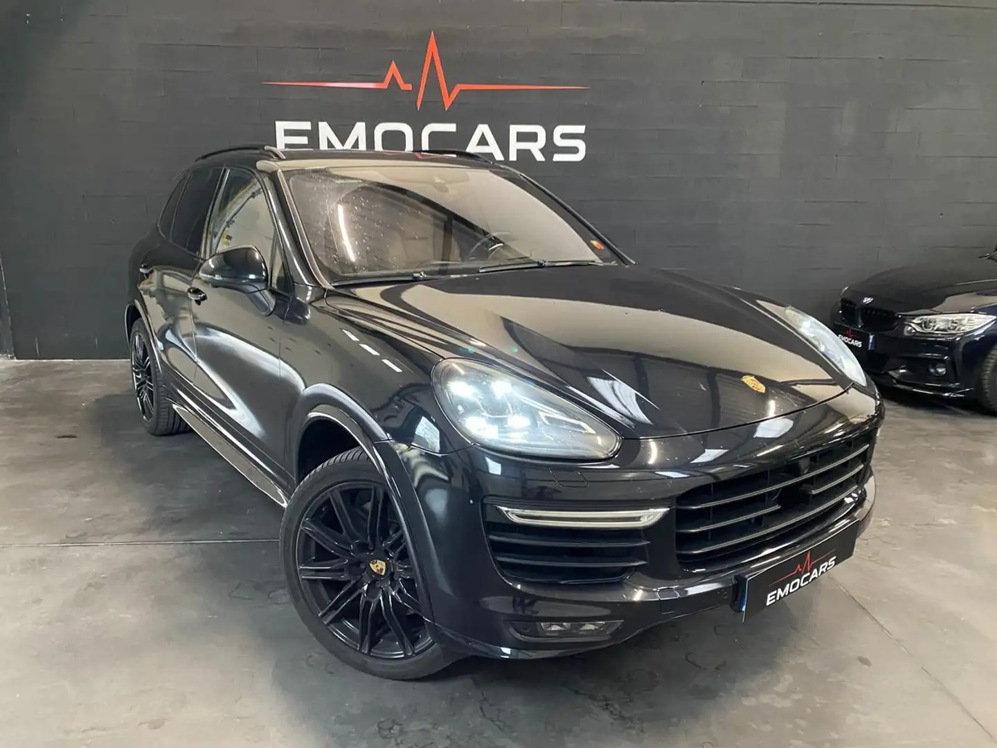 Porsche Cayenne TURBO 520 (958) Noir - 1