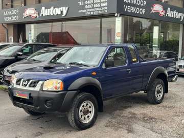 Extra-cabine / 2.5l / 4x4