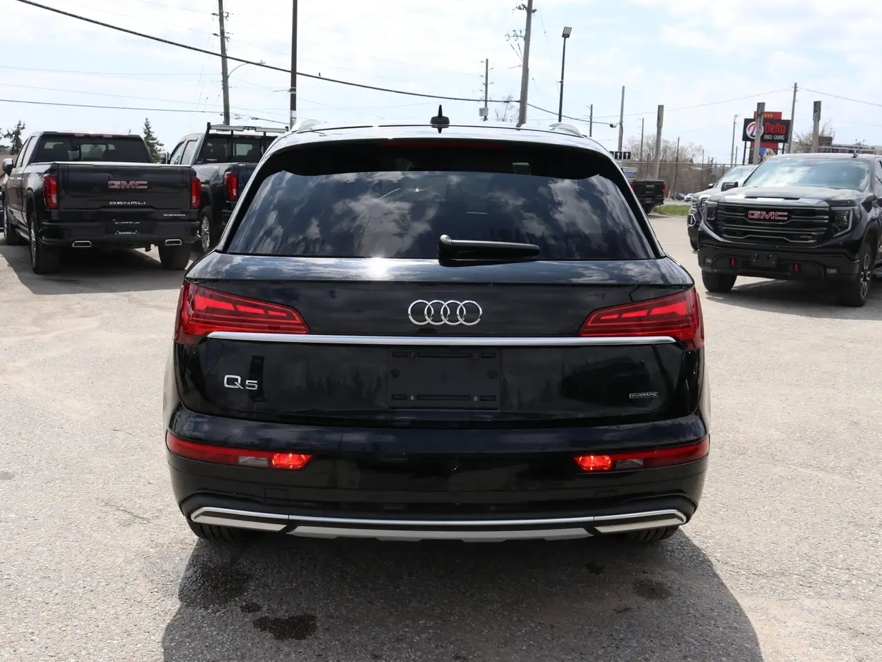 Audi Q5 снимка Audi Q5