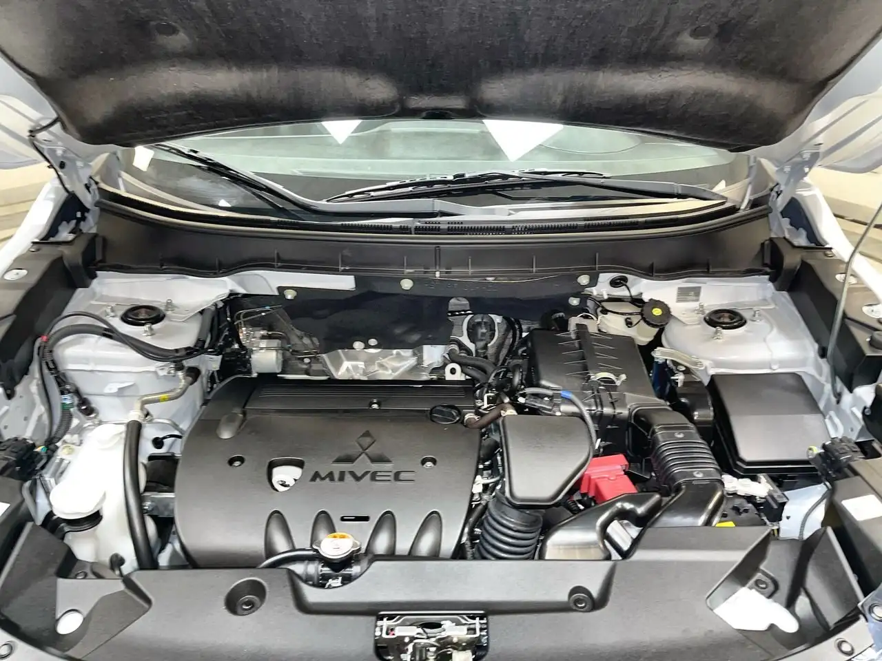 Mitsubishi RVR снимка Mitsubishi RVR