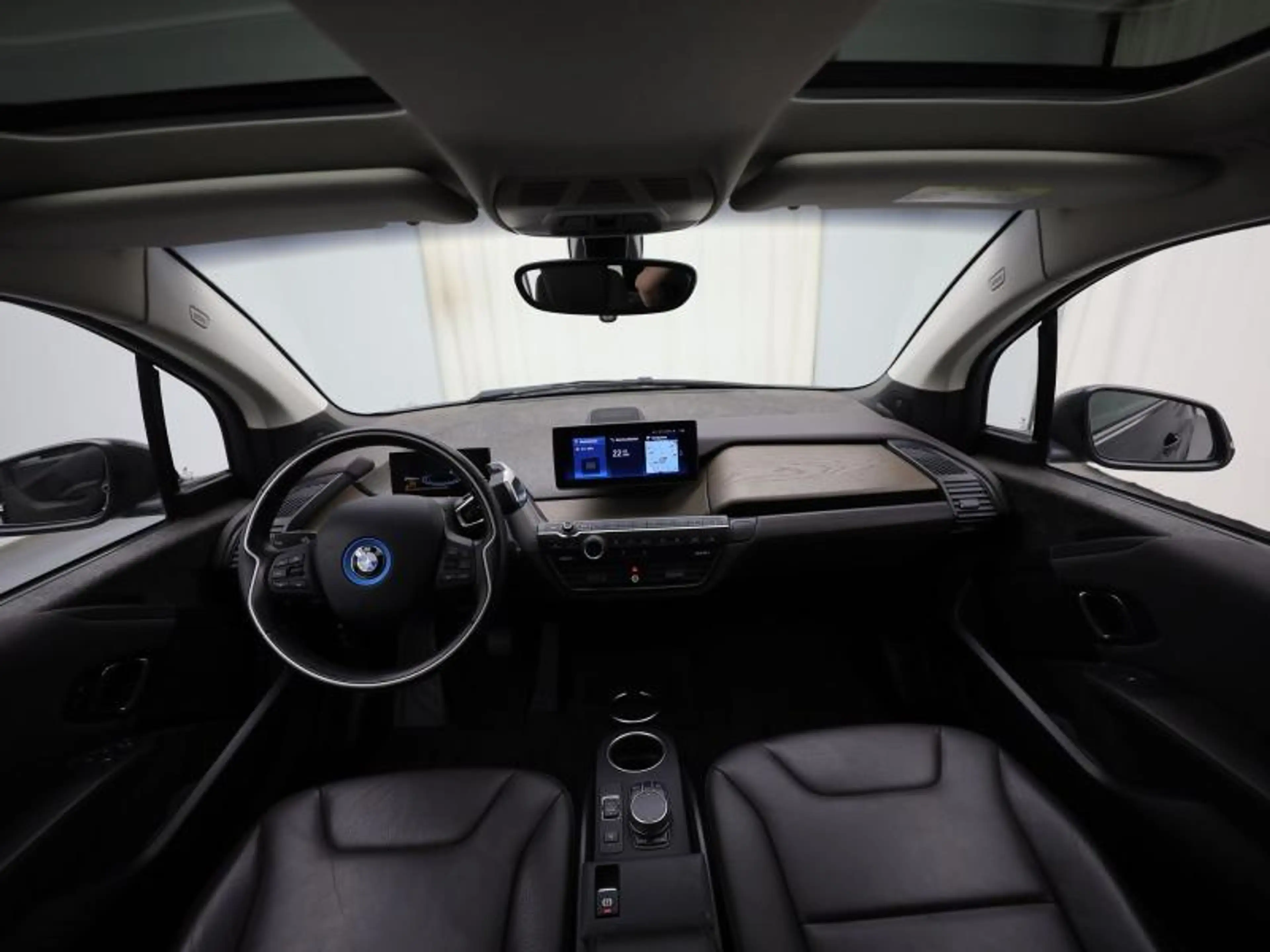 BMW i3 REX - HARMAN KARDON - LEDER - LED — photo 7