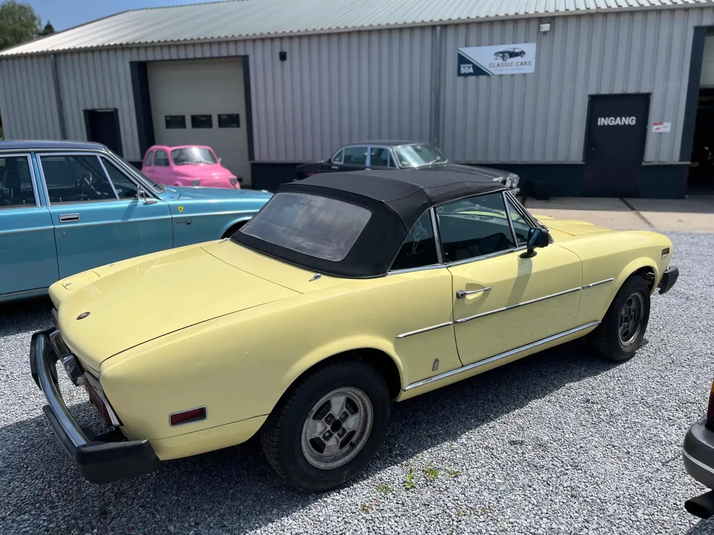 Fiat 124 Spider 1800 Sport Wit - 2