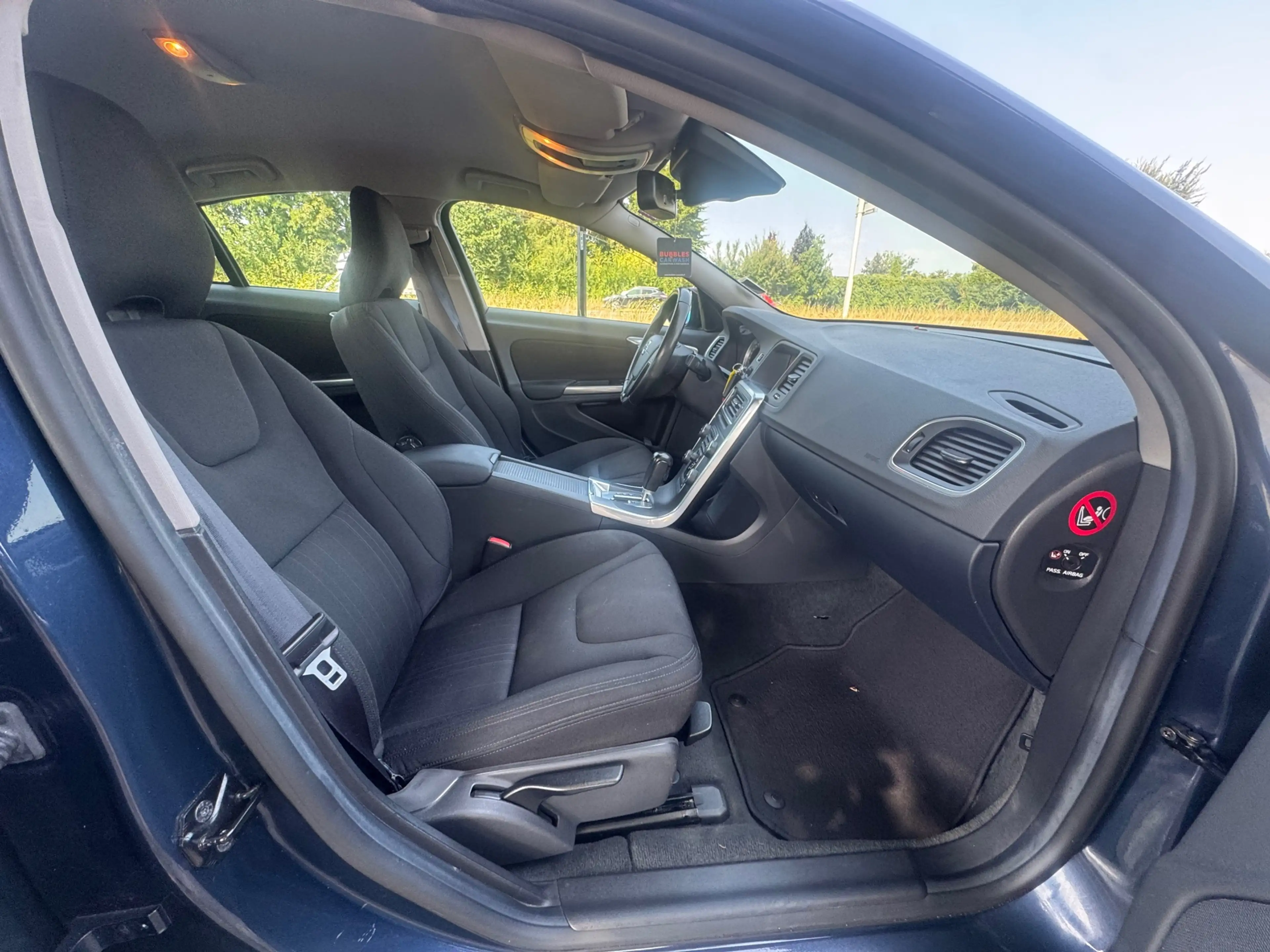 Volvo S60 1.6 T4 Kinetic 180PK AUTOMAAT! Navi l Cruise l LED — photo 17