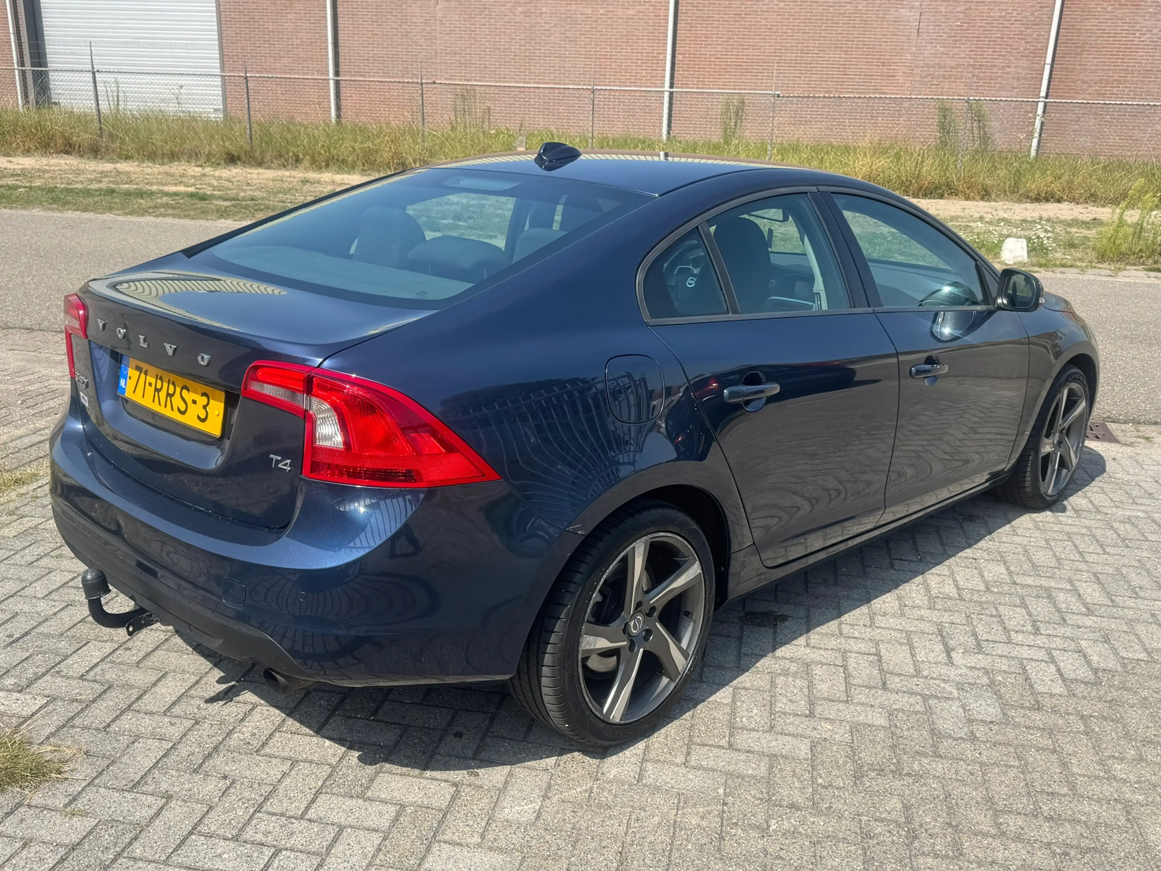 Volvo S60 1.6 T4 Kinetic 180PK AUTOMAAT! Navi l Cruise l LED — photo 35