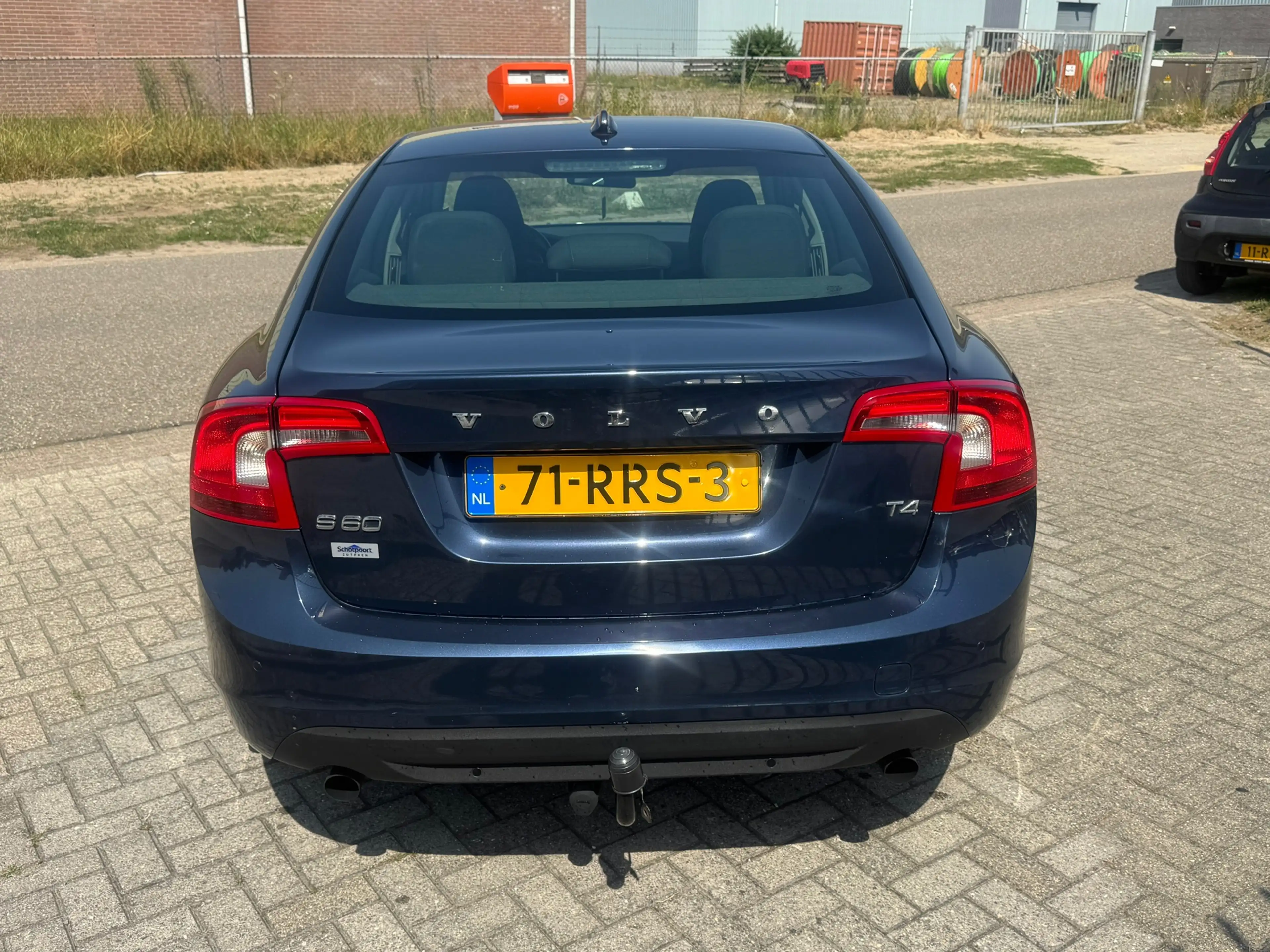 Volvo S60 1.6 T4 Kinetic 180PK AUTOMAAT! Navi l Cruise l LED — photo 37