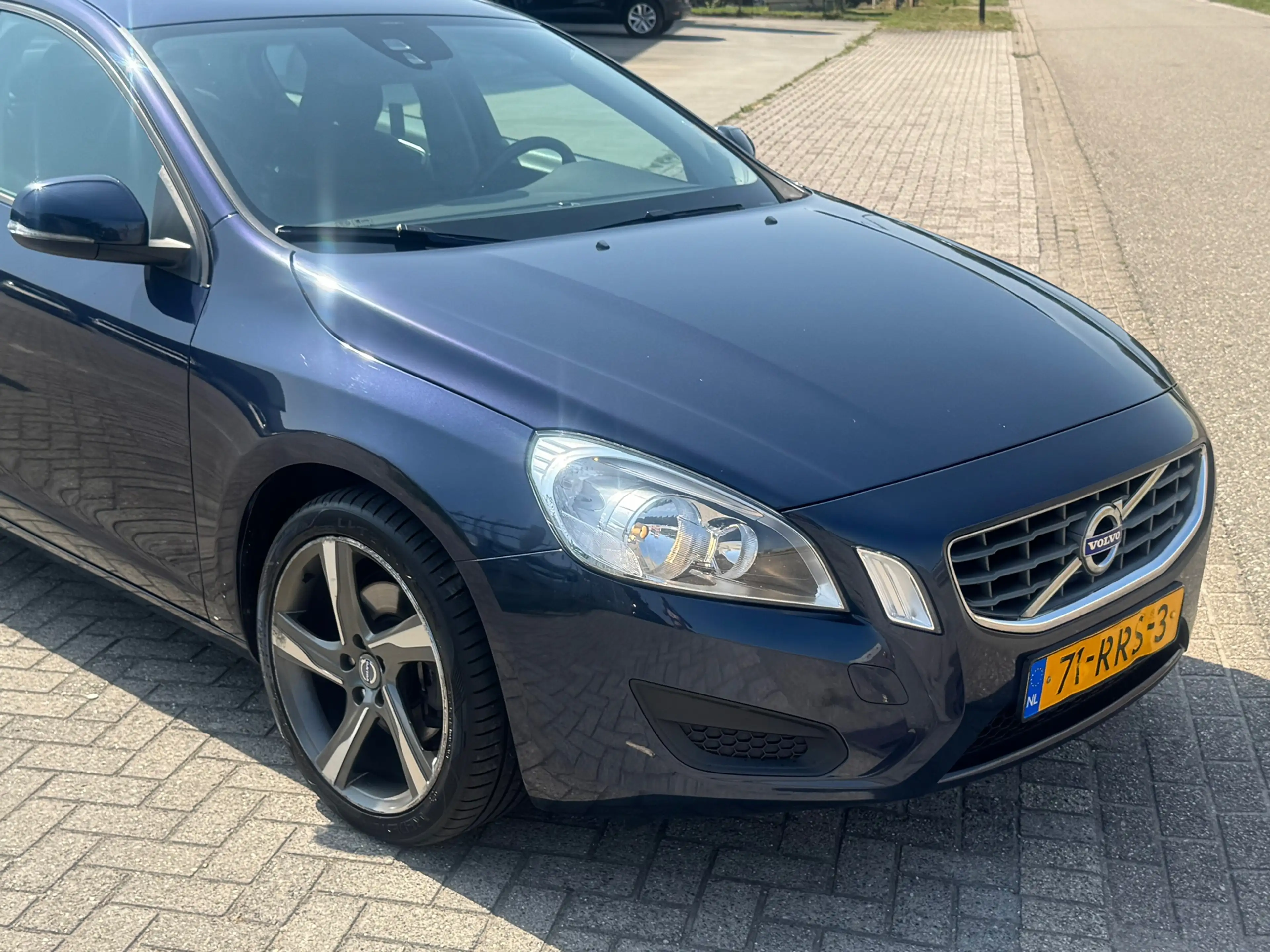 Volvo S60 1.6 T4 Kinetic 180PK AUTOMAAT! Navi l Cruise l LED — photo 40