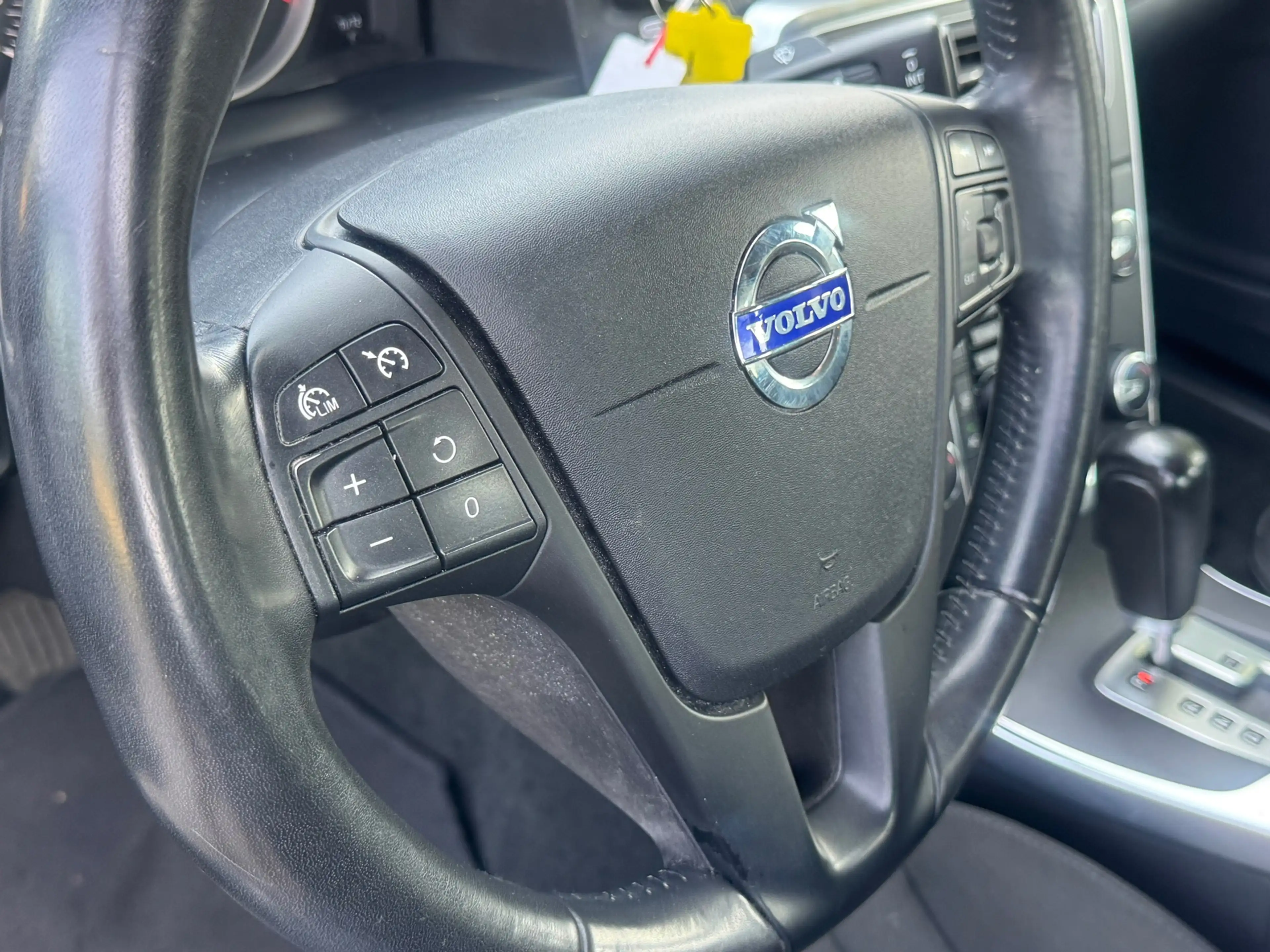 Volvo S60 1.6 T4 Kinetic 180PK AUTOMAAT! Navi l Cruise l LED — photo 29