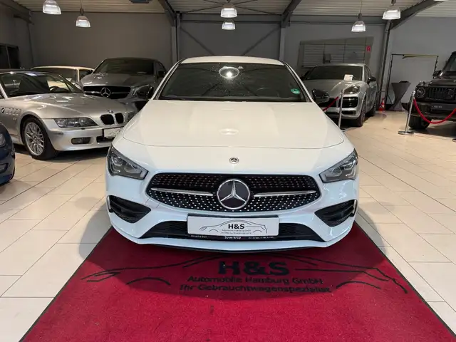 Mercedes-Benz CLA view 2