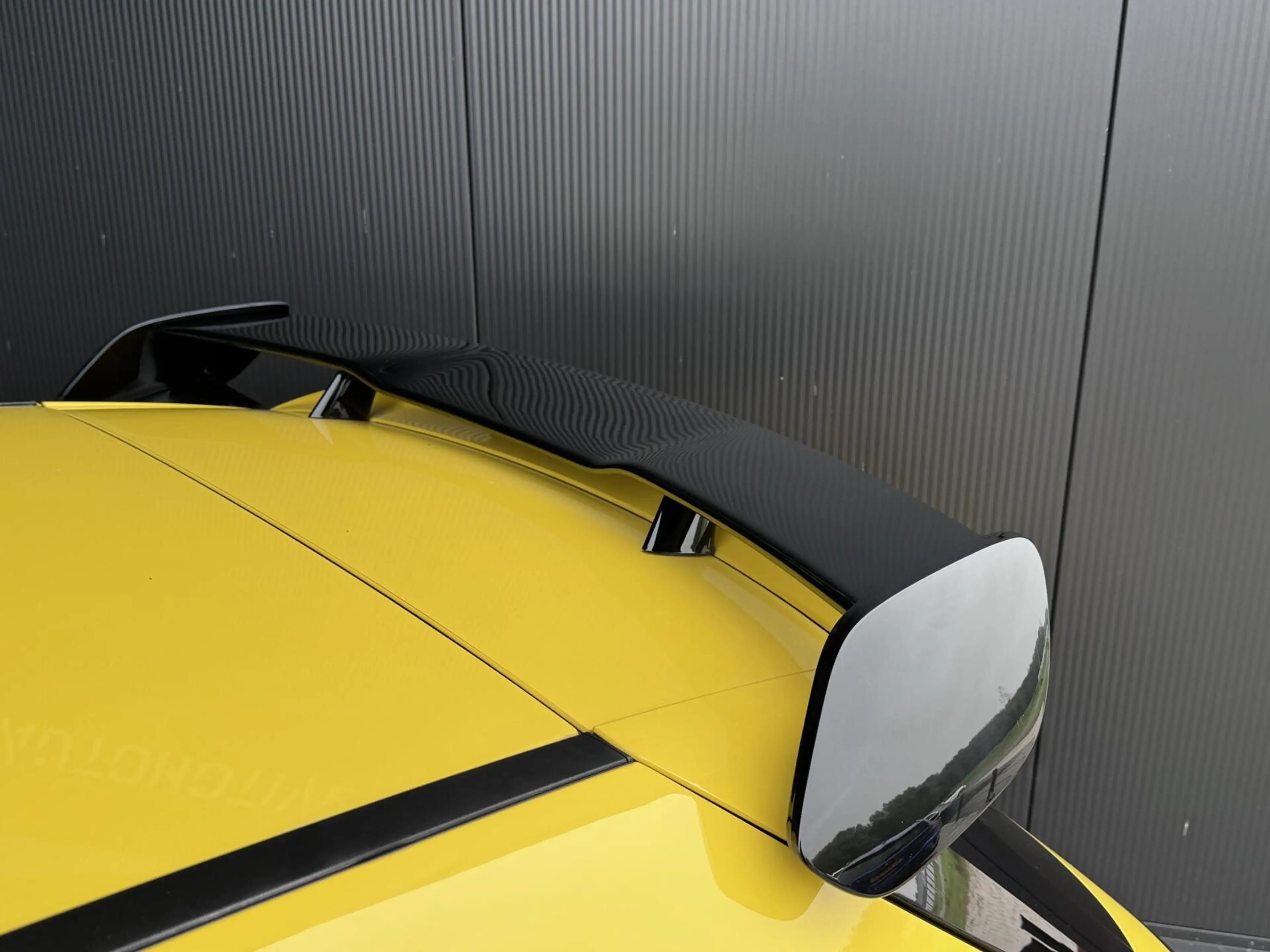 Mercedes-Benz A 35 AMG 4MATIC Edition 1 — photo 22
