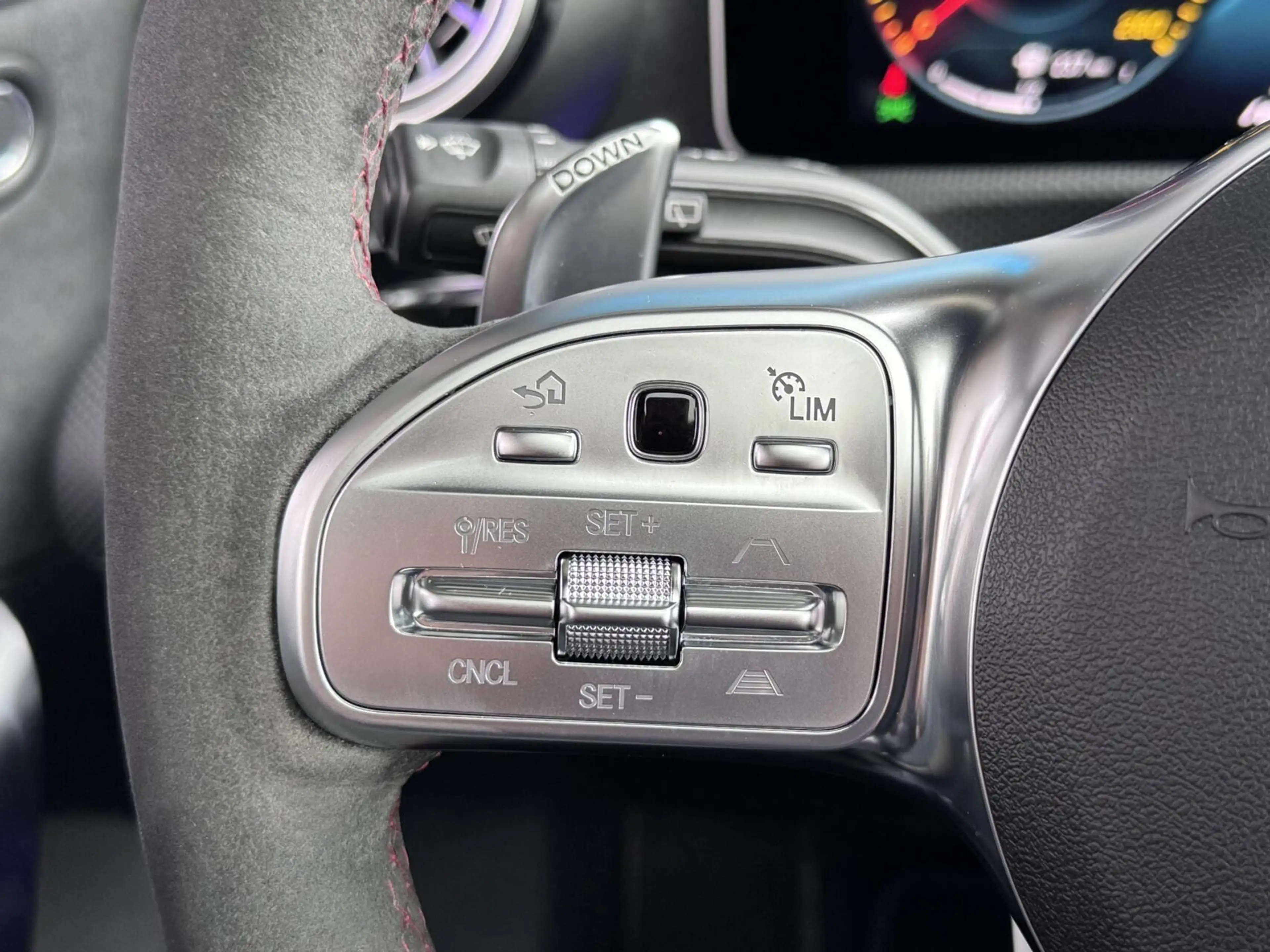 Mercedes-Benz A 35 AMG 4MATIC Edition 1 — photo 23