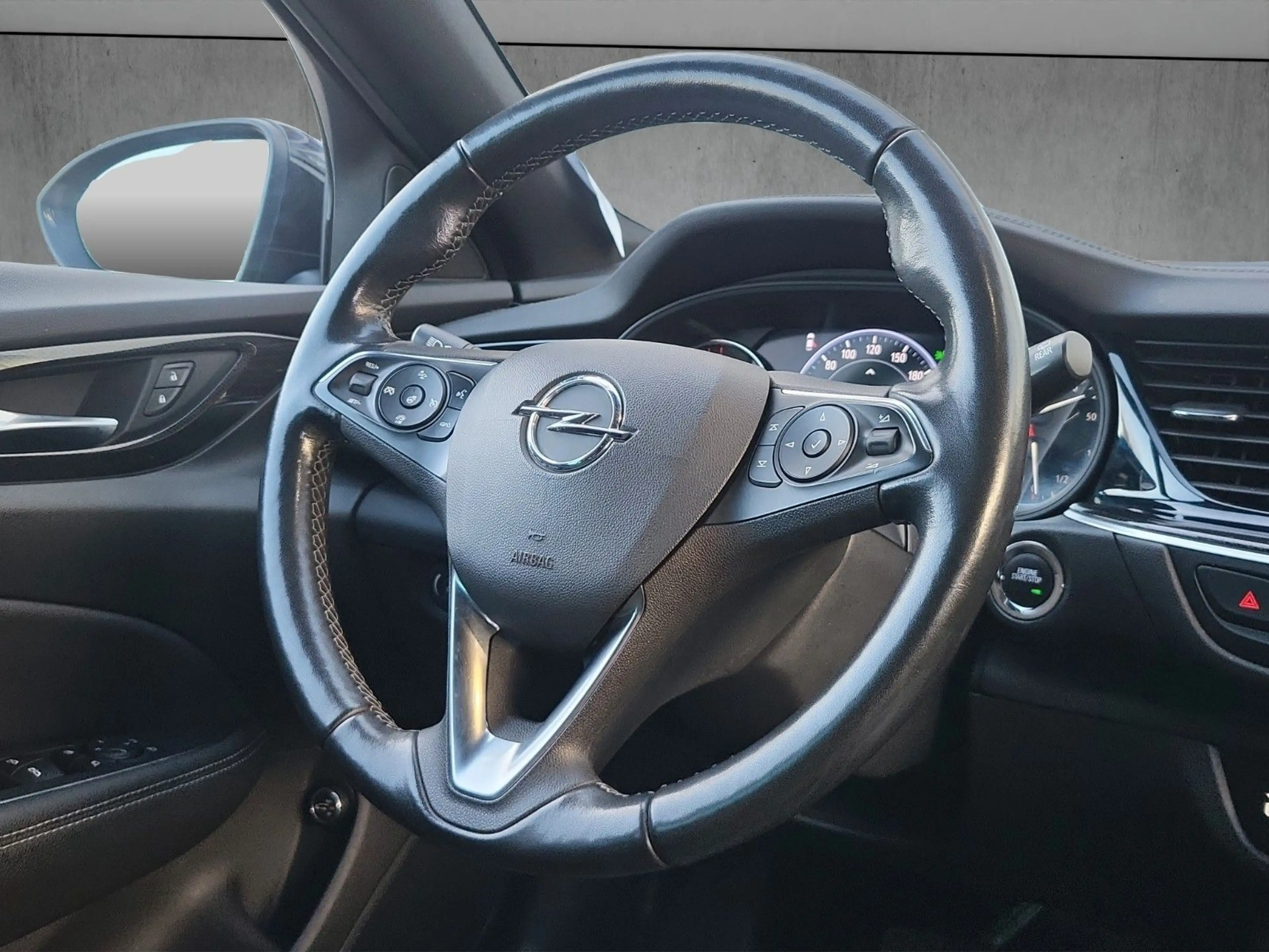 Opel Insignia B ST Premium "Business 4x4" Bose/Navi — photo 14