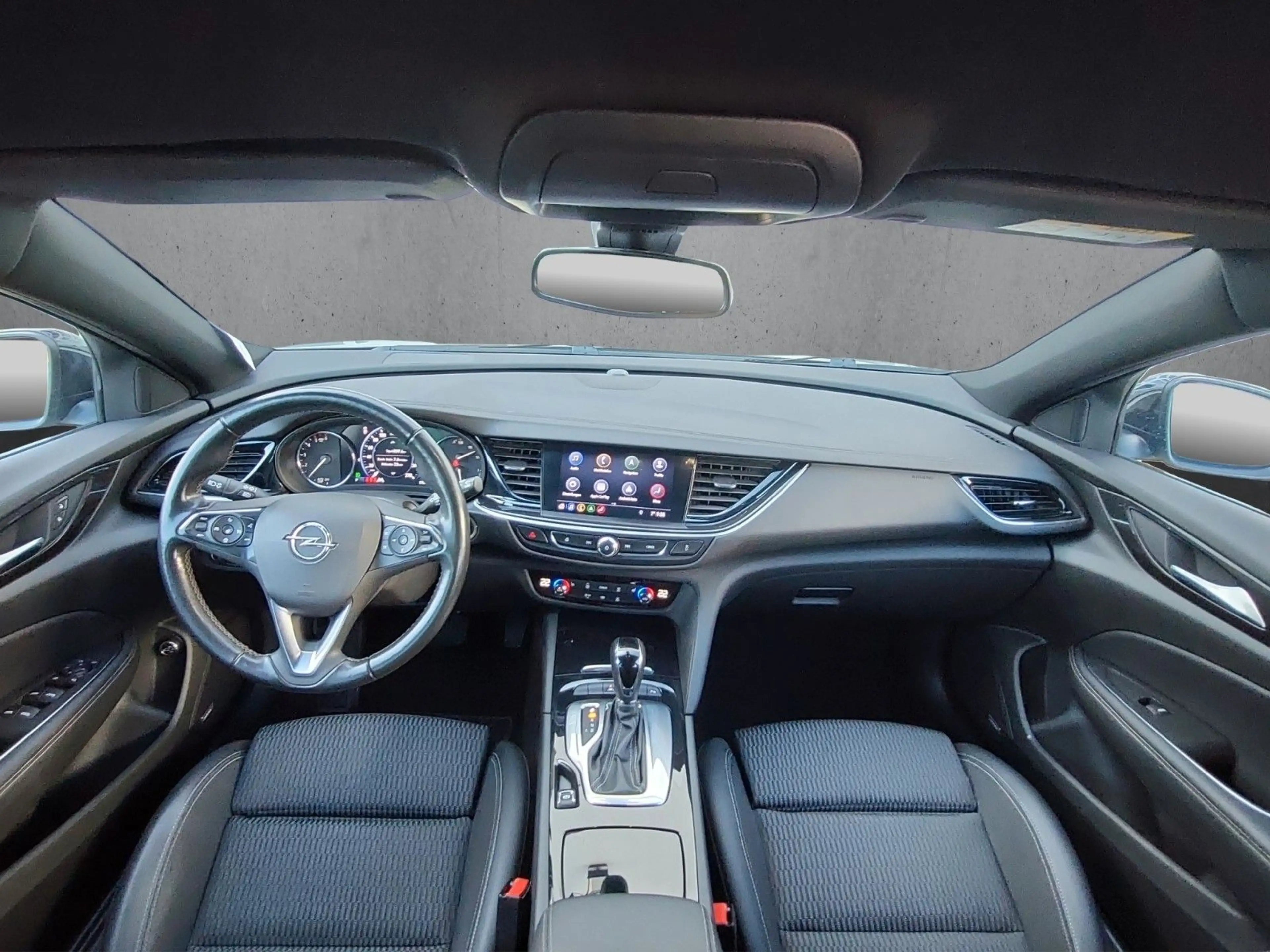Opel Insignia B ST Premium "Business 4x4" Bose/Navi — photo 11