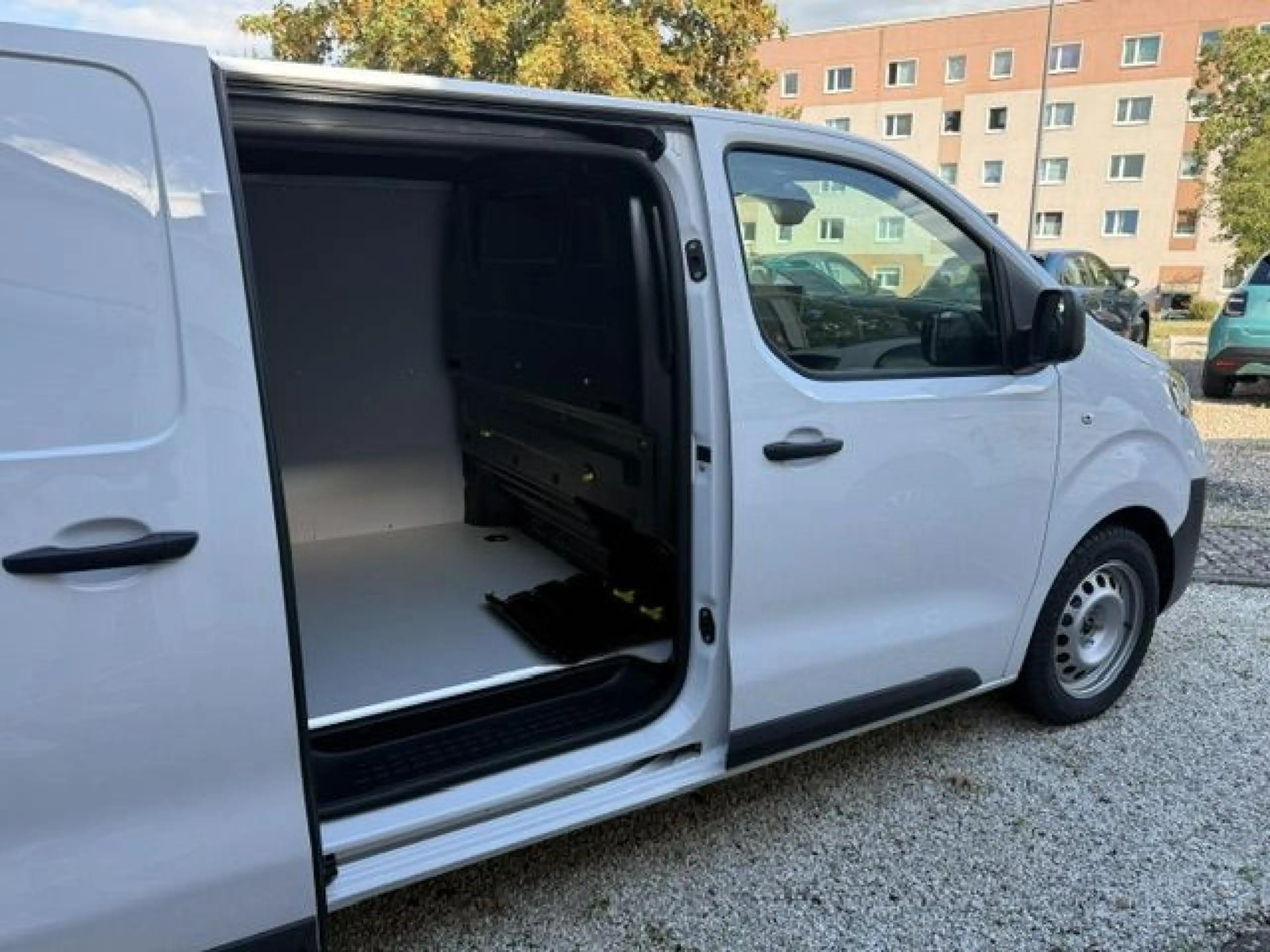 Fiat Scudo L3 Automatik mit Kamera und Ausbau — photo 3
