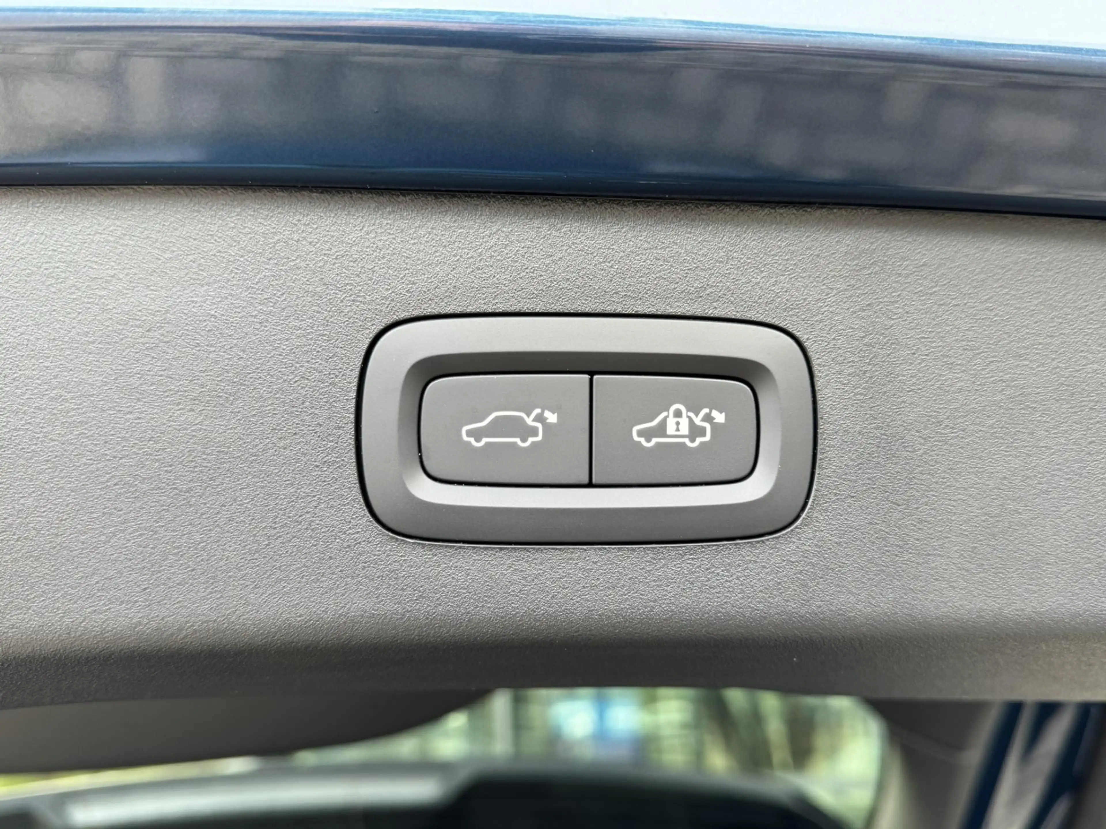 Lynk & Co 01 1.5 6,6 Kwh Accu Snel LAden Plug in Hybride 261pk — photo 14