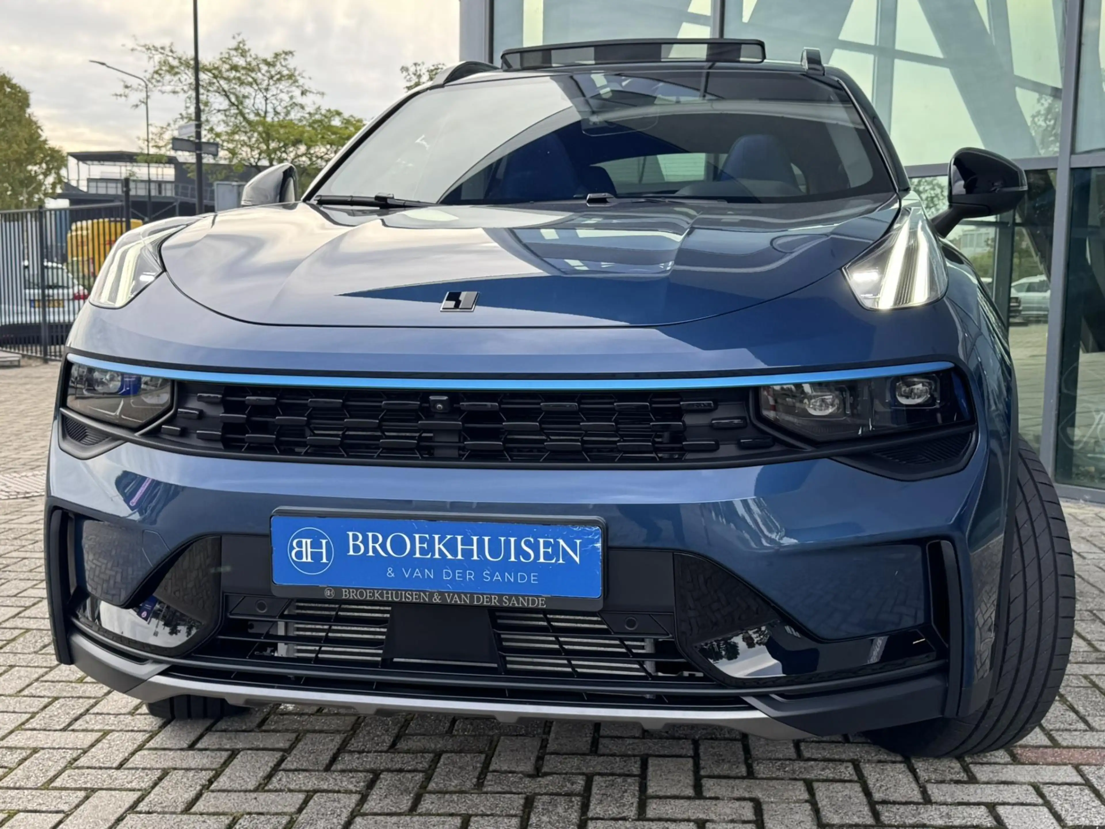 Lynk & Co 01 1.5 6,6 Kwh Accu Snel LAden Plug in Hybride 261pk — photo 12