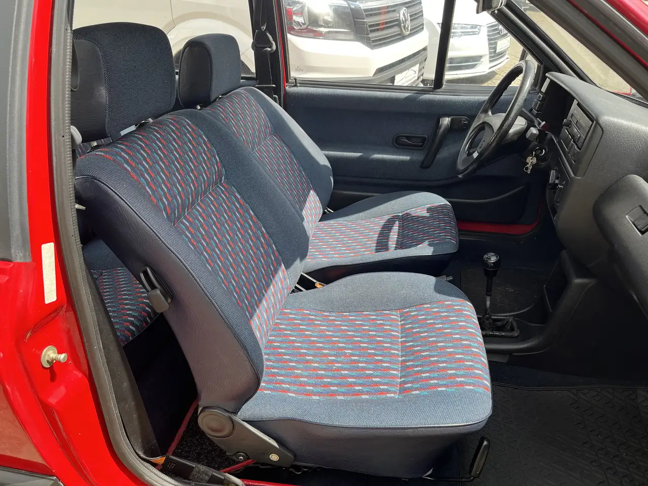 Volkswagen Polo 1.2 CL Coupe ,,Oldtimer“, foto 12