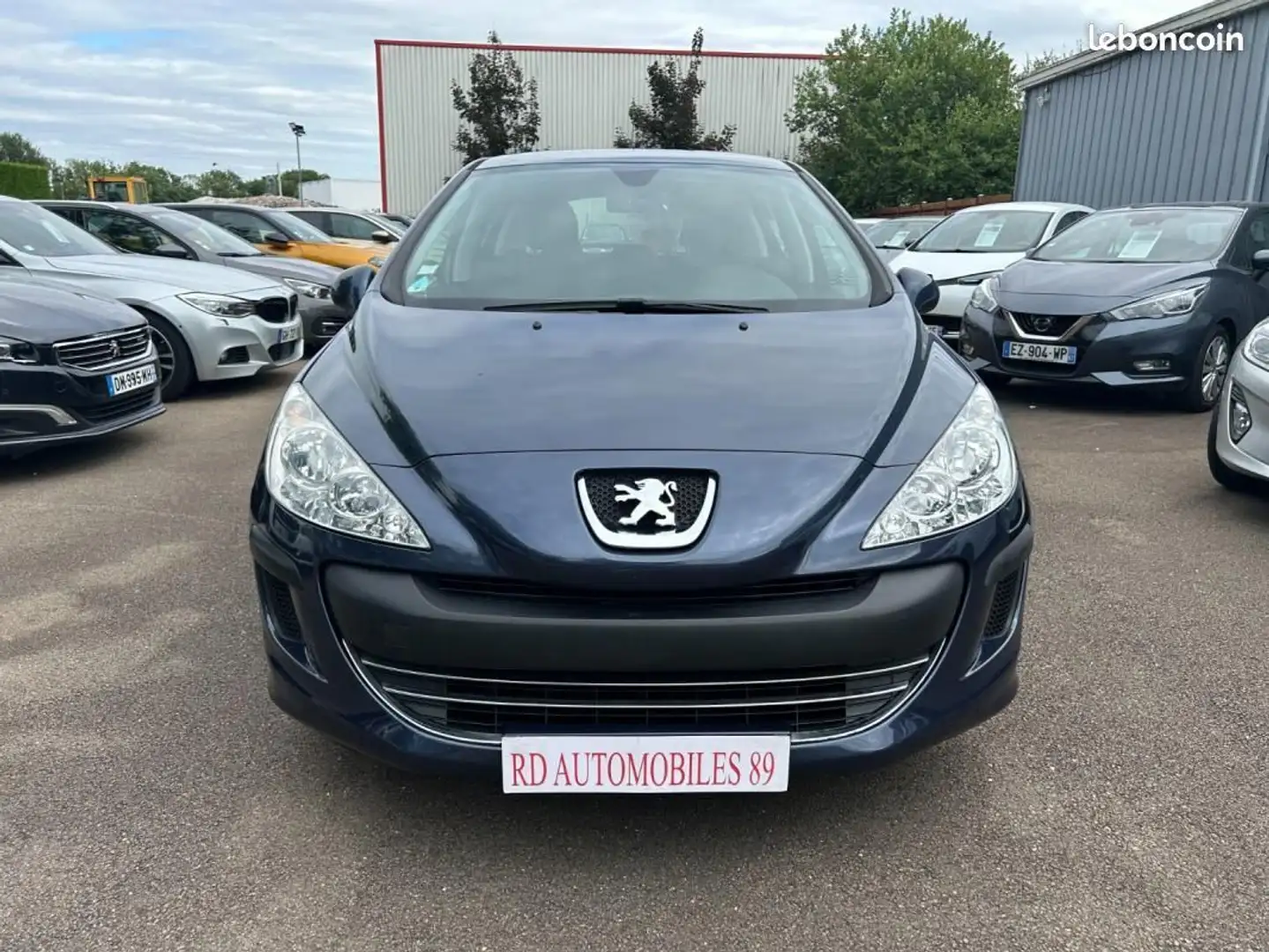 Peugeot 308 1.4 VTI 95 CH Confort Bleu - 2