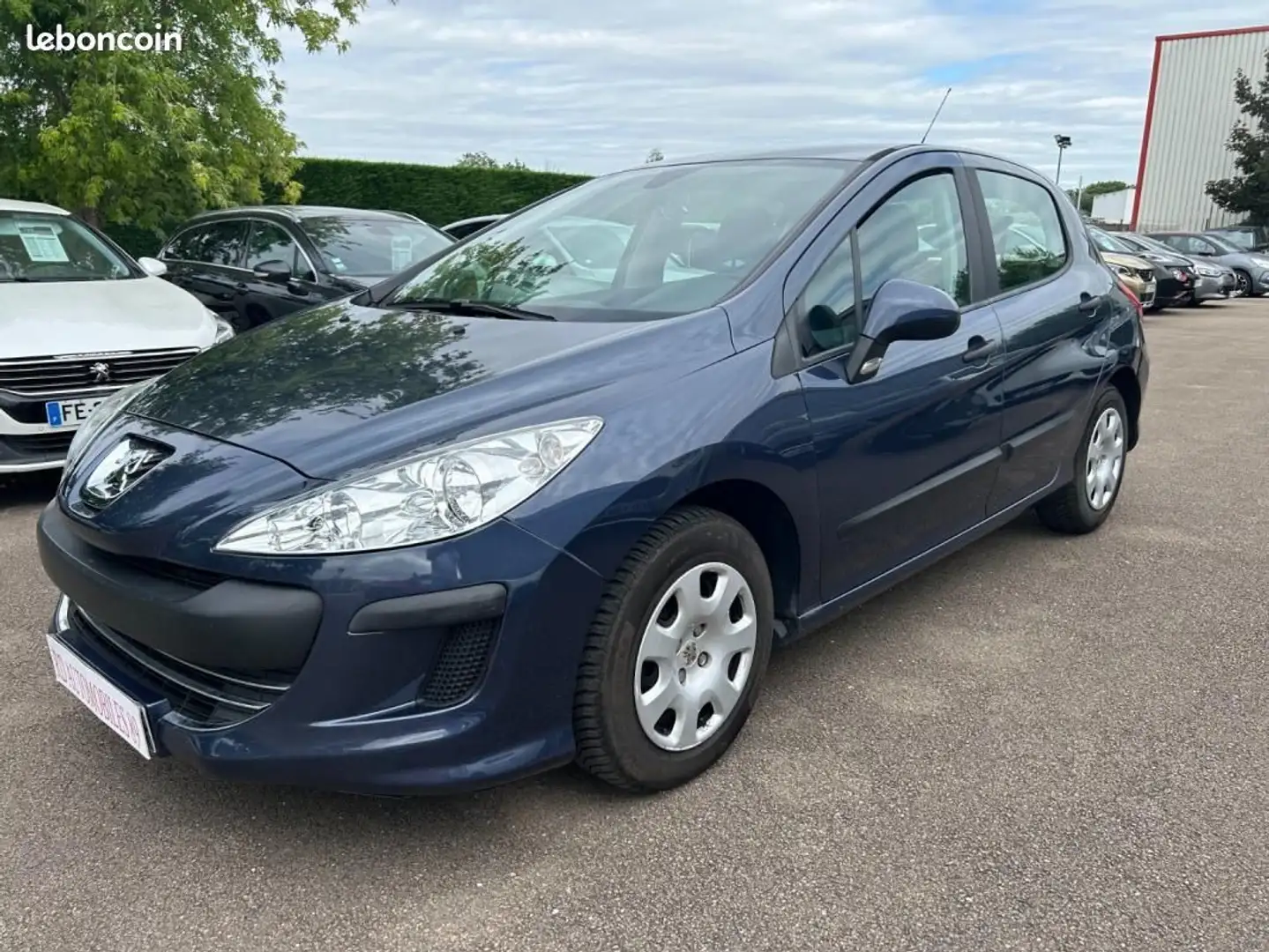 Peugeot 308 1.4 VTI 95 CH Confort Bleu - 1
