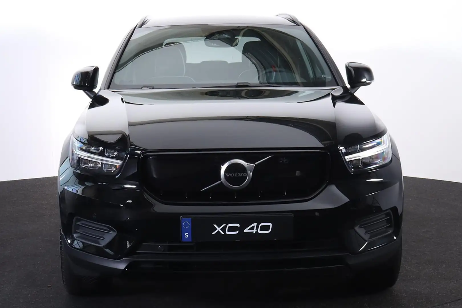 Volvo XC40 Recharge Plus - IntelliSafe Assist & Surround - Pa Black - 2
