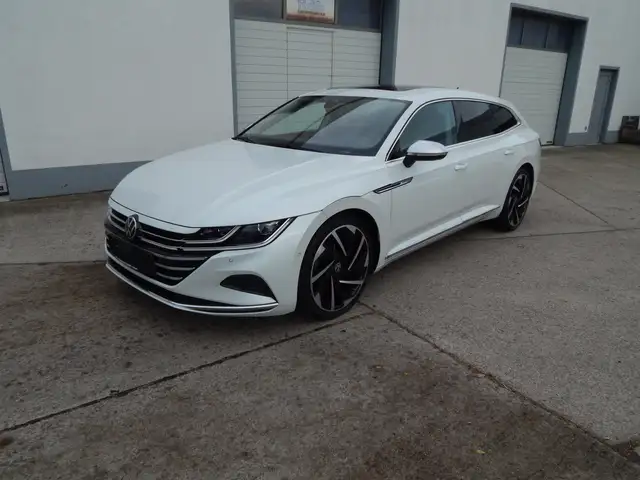 Volkswagen Arteon Elegance*2.HAND*LEDER*NAVI*55 TKM*LED*SITZH*LENKH*