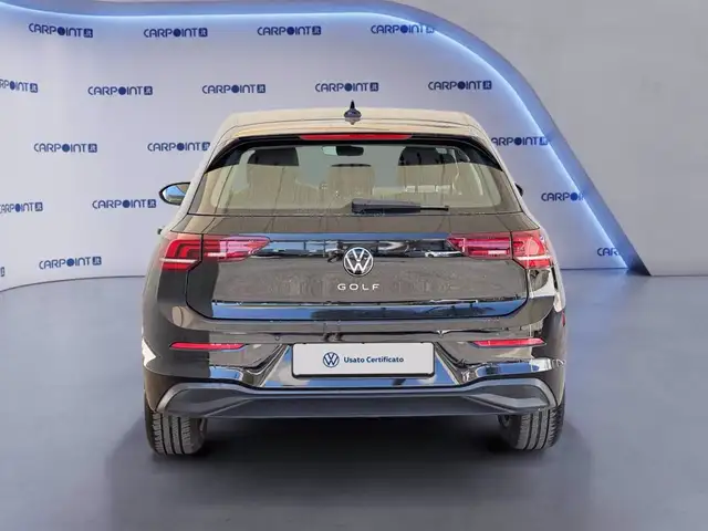 Volkswagen Golf view 5