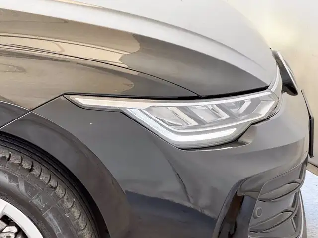 Volkswagen Golf view 14