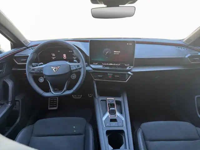 Cupra Leon view 2