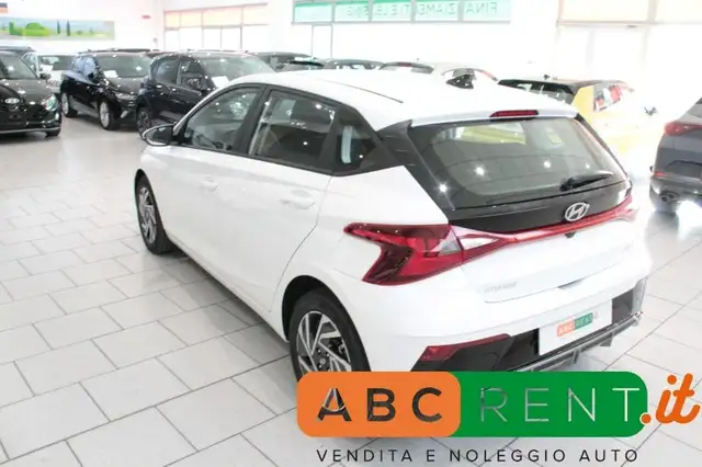 Hyundai I20 view 5