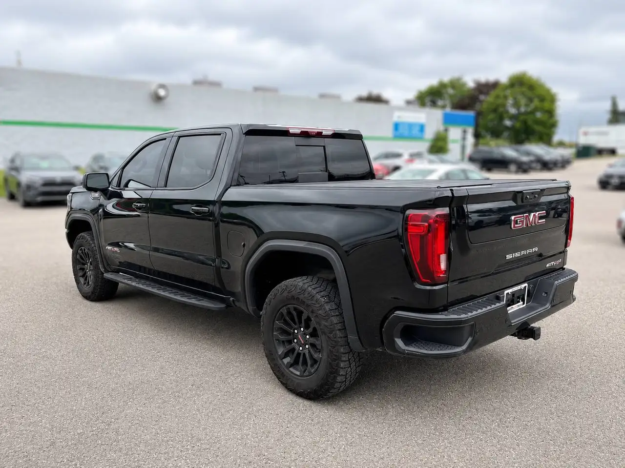 GMC Sierra 1500 снимка GMC Sierra 1500