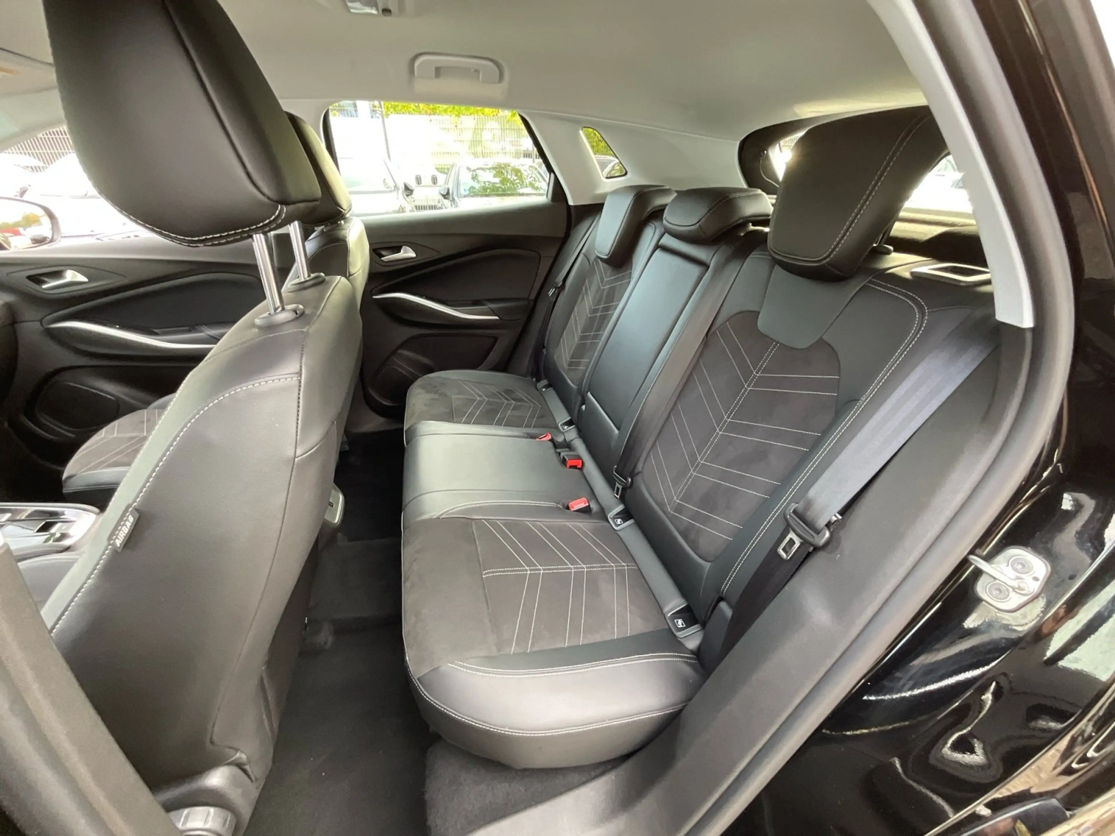 Opel Grandland 1.2 Turbo  GS Line Alcantara+LED+SHZ — photo 12