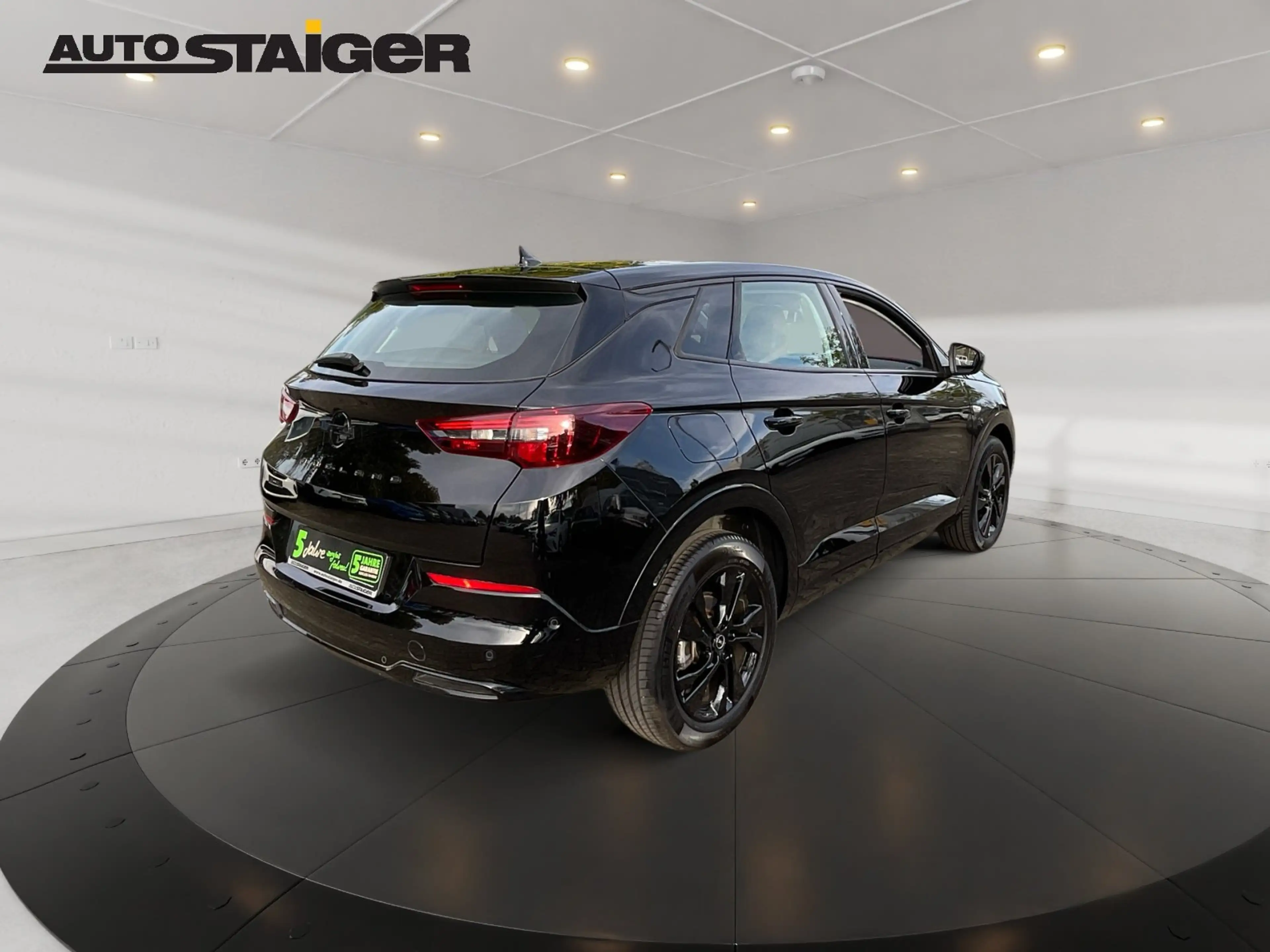 Opel Grandland 1.2 Turbo  GS Line Alcantara+LED+SHZ — photo 6