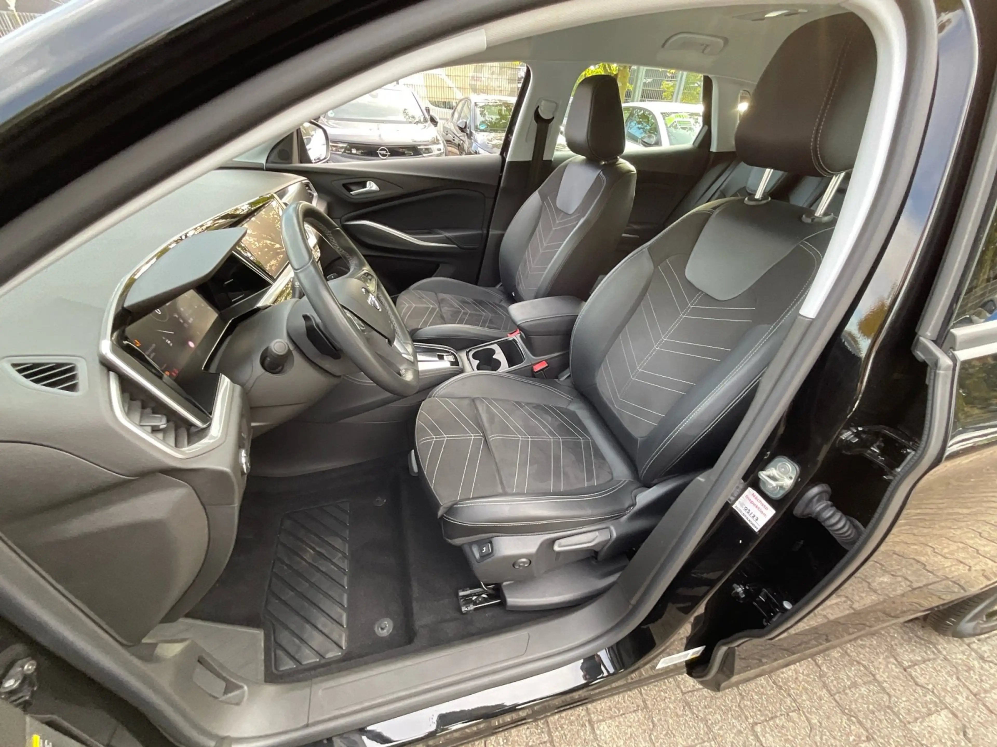 Opel Grandland 1.2 Turbo  GS Line Alcantara+LED+SHZ — photo 11