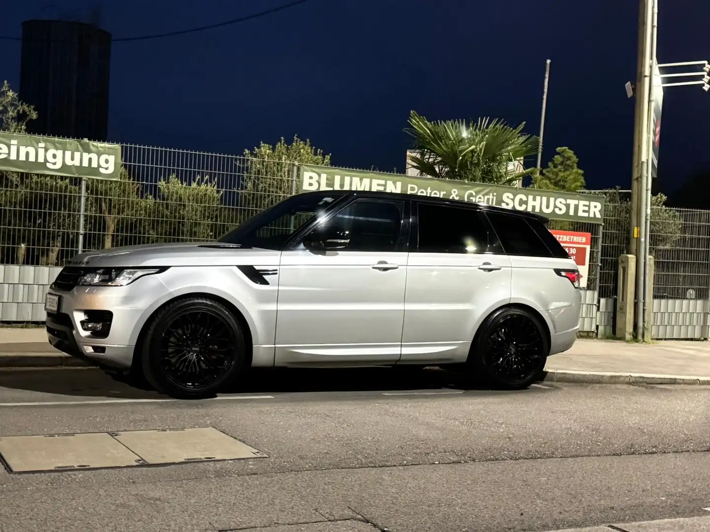 Land Rover Range Rover Sport 3,0 SDV6 HSE Black - 1