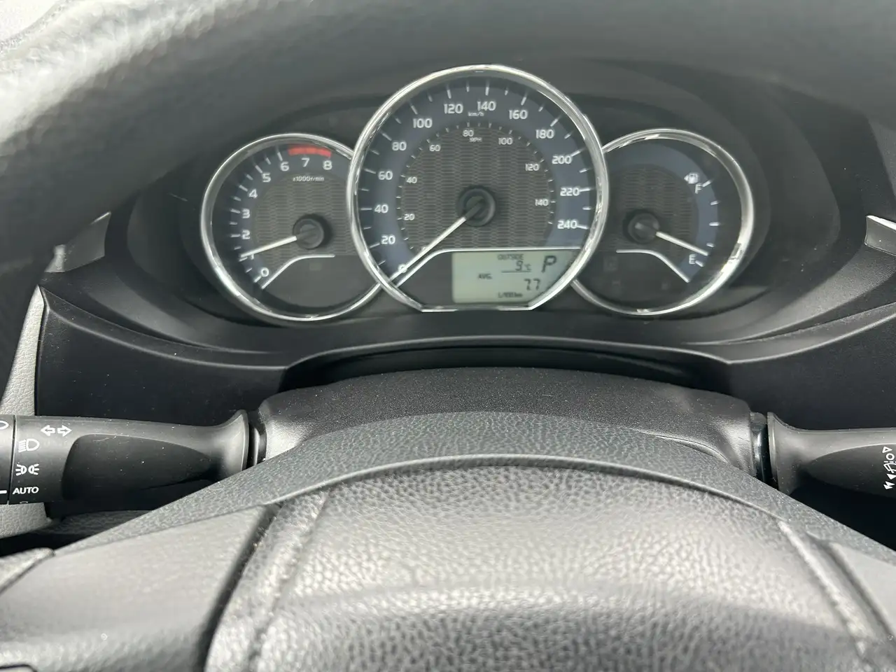 Toyota Corolla снимка Toyota Corolla