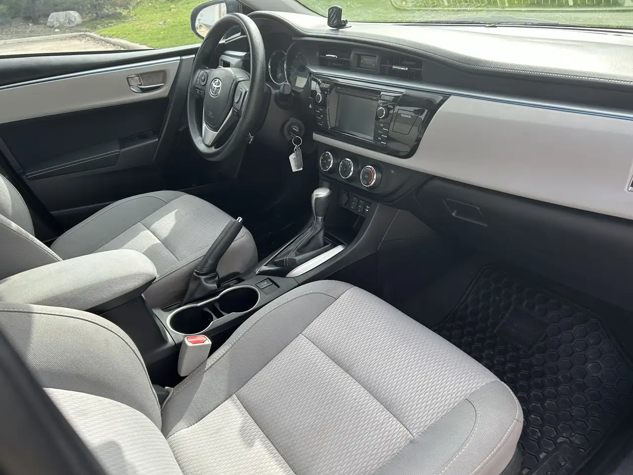 Toyota Corolla снимка Toyota Corolla