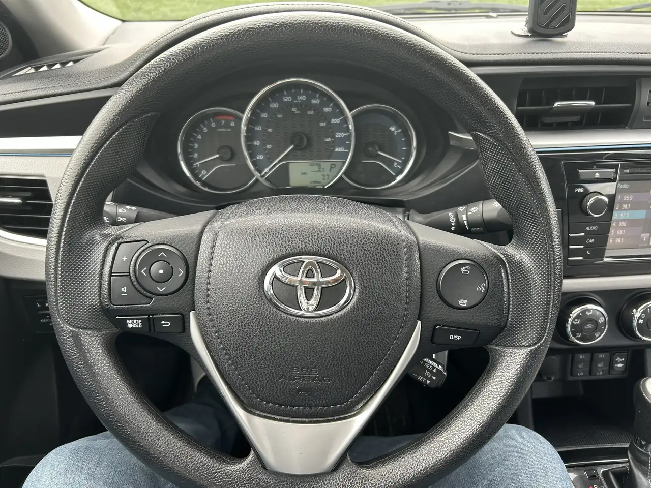 Toyota Corolla снимка Toyota Corolla