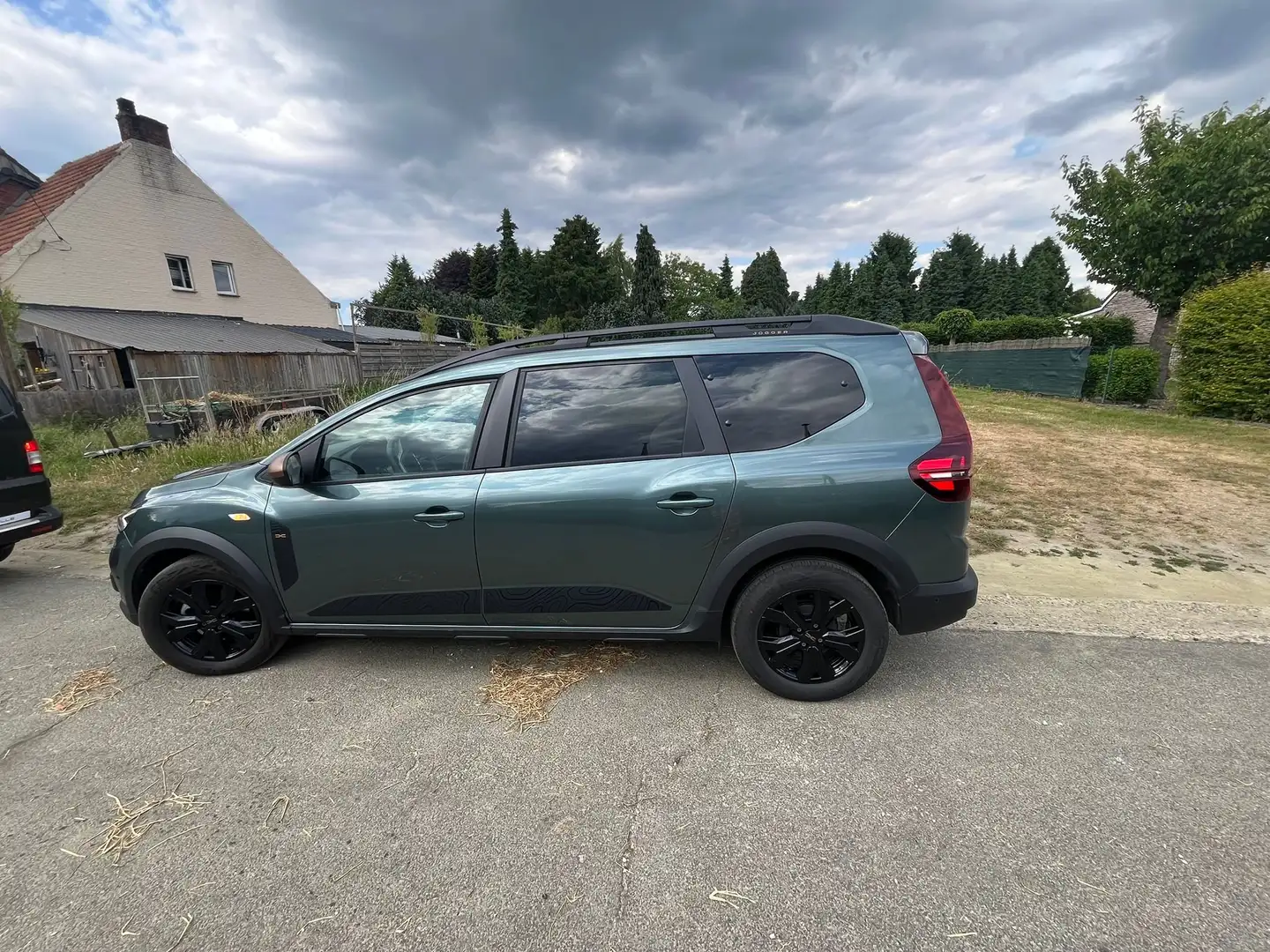 Dacia Jogger Jogger Hybrid 140 (7-Sitzer) Extreme Groen - 1