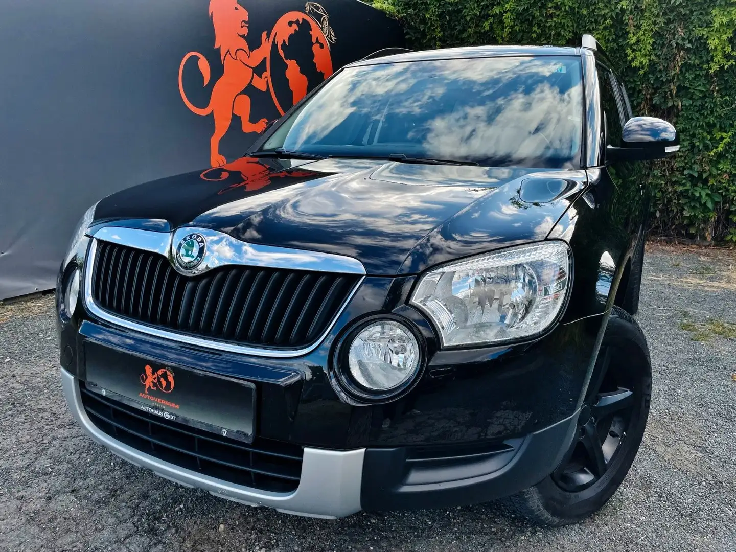Skoda Yeti #TÜV#SERVICE#TEMPOM#KLIMA#BT#ISOFIX Schwarz - 1