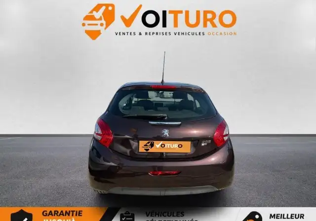 Peugeot 208 view 8