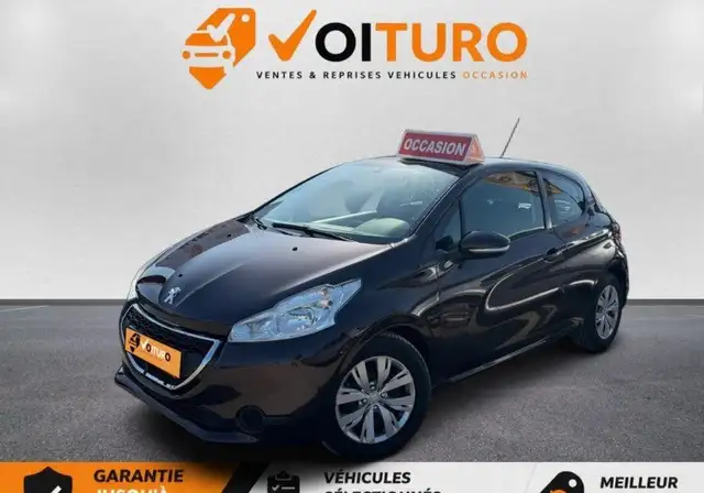 2014 Peugeot 208 in Red for sale