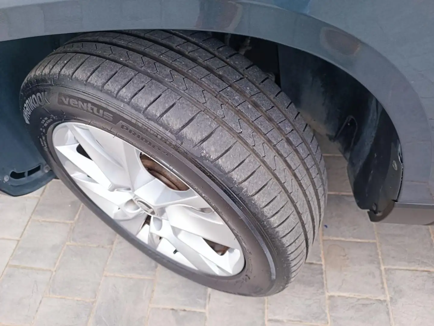 Skoda Karoq 2.0 TDI EVO SCR 115 CV DSG Executive Gris - 2