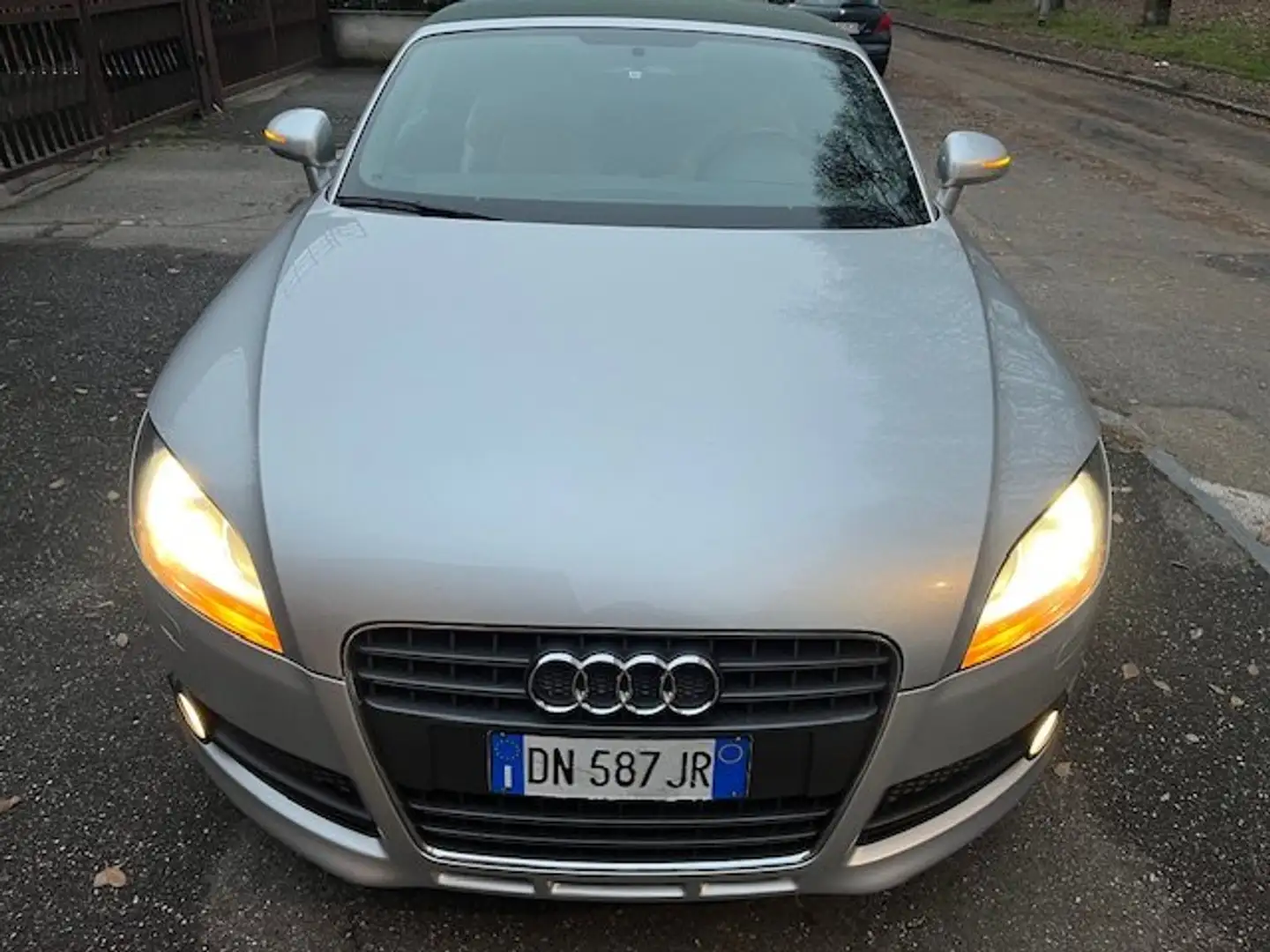 Audi TT TT Roadster 2.0 tfsi Advanced Plus Grau - 2