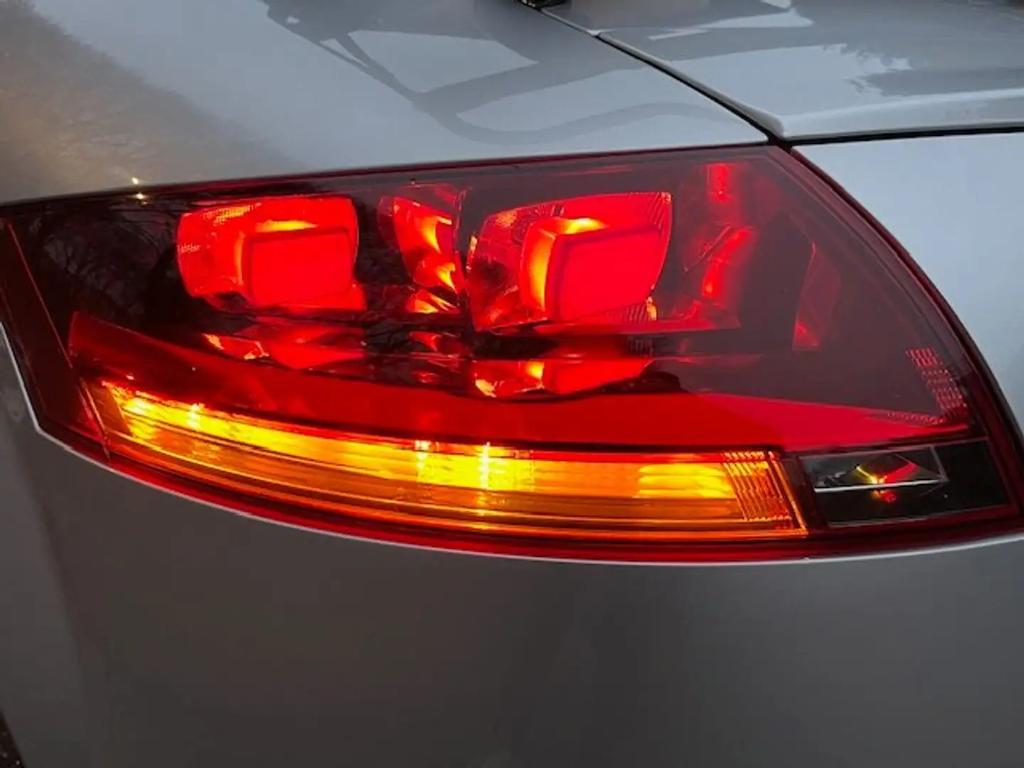 Audi TT TT Roadster 2.0 tfsi Advanced Plus Grau - 1