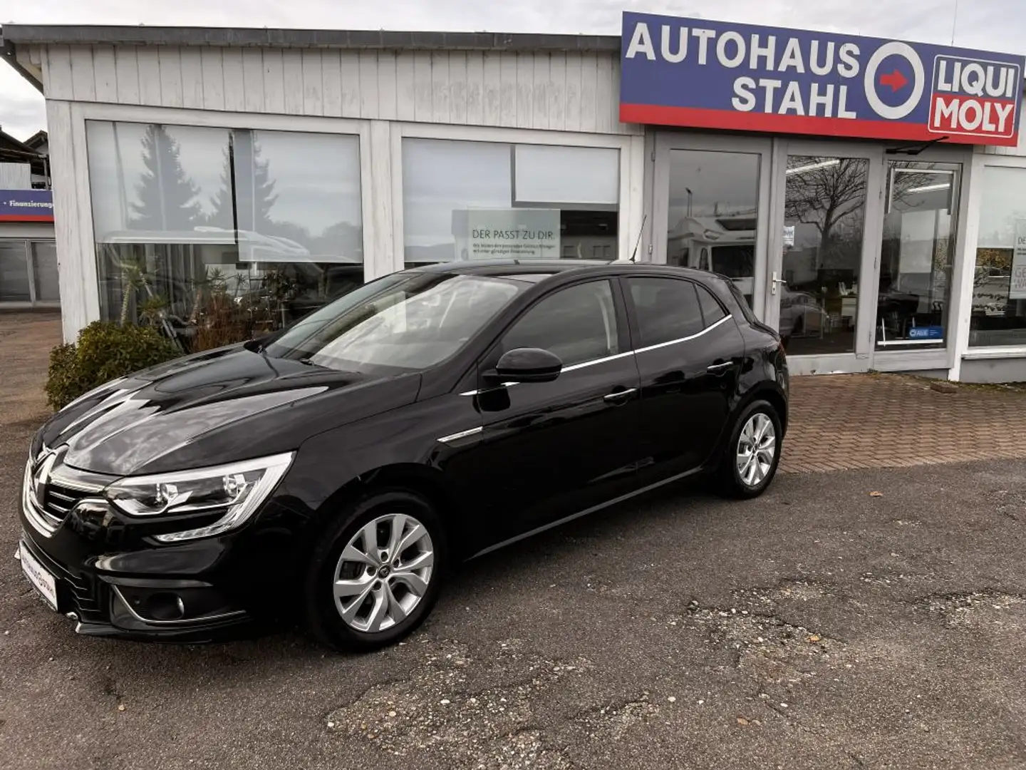 Renault Megane TCe 140 GPF EDC LIMITED Schwarz - 2
