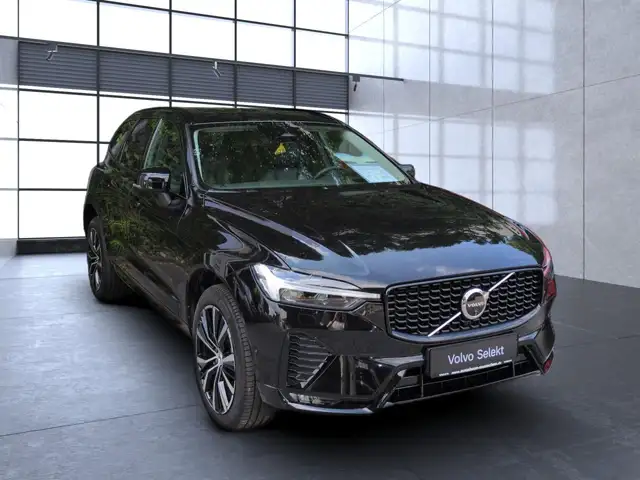 Volvo XC60 view 8