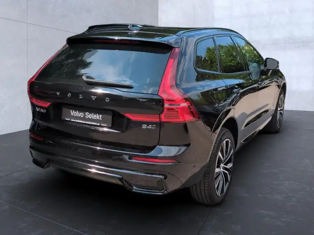 Volvo XC60 view 7