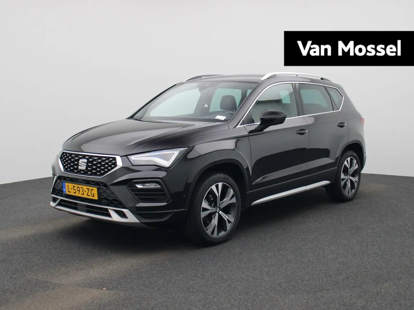 SEAT Ateca 1.5 TSI Xperience Business Intense | Automaat | 15 Nero - 1