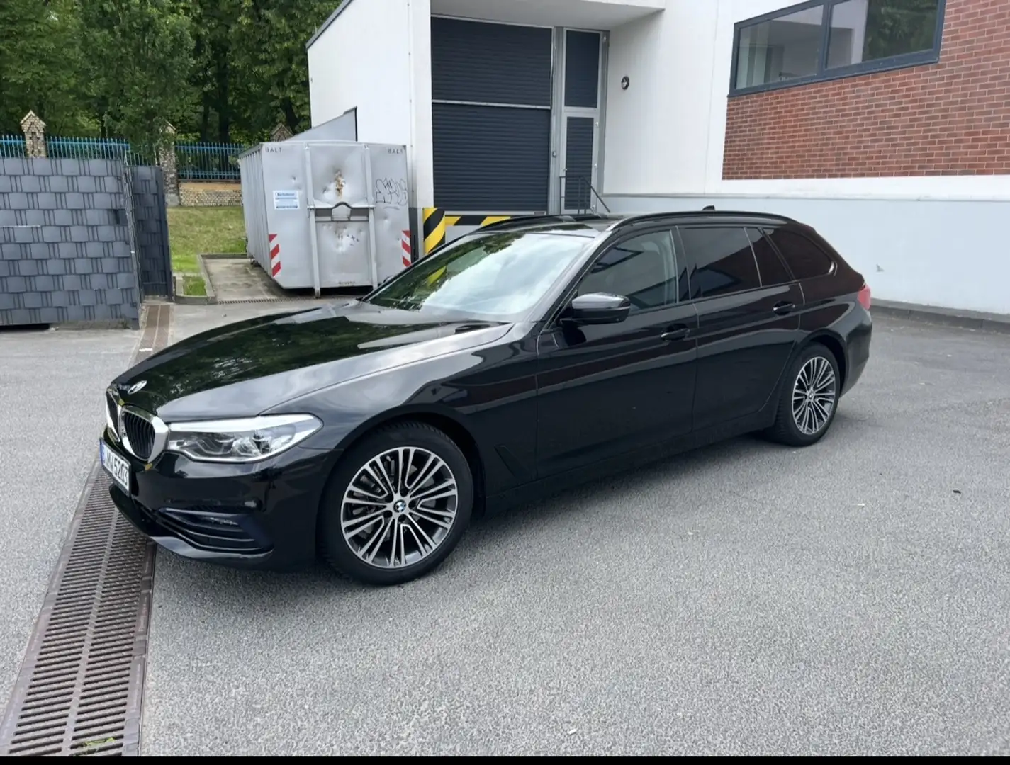 BMW 520 520 d Sport Line Schwarz - 1